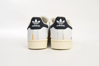 POP  Superstar Shoes White New Cherry Blossom Gradient Black White Red HQ6626  02