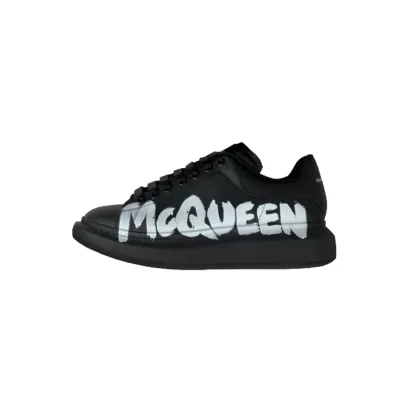 Get Alexander McQueen Graffiti Black White , 698614 WIBNM 1070 01