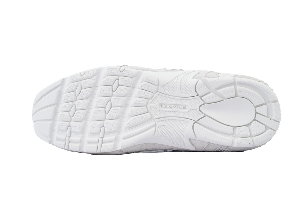 Perfectkicks New Balance x Miu Miu 530 SL 'White'  5E165E 3D8C F0009 F BD05