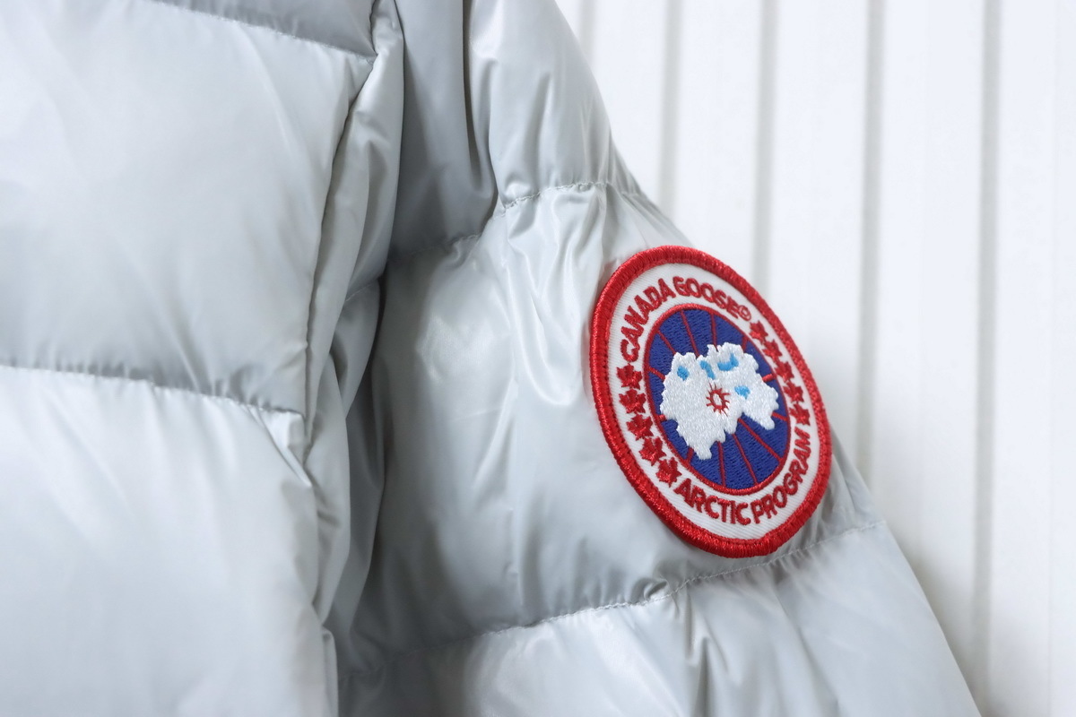 Canada goose Puff plaid down jacket White / Dark blue / Black