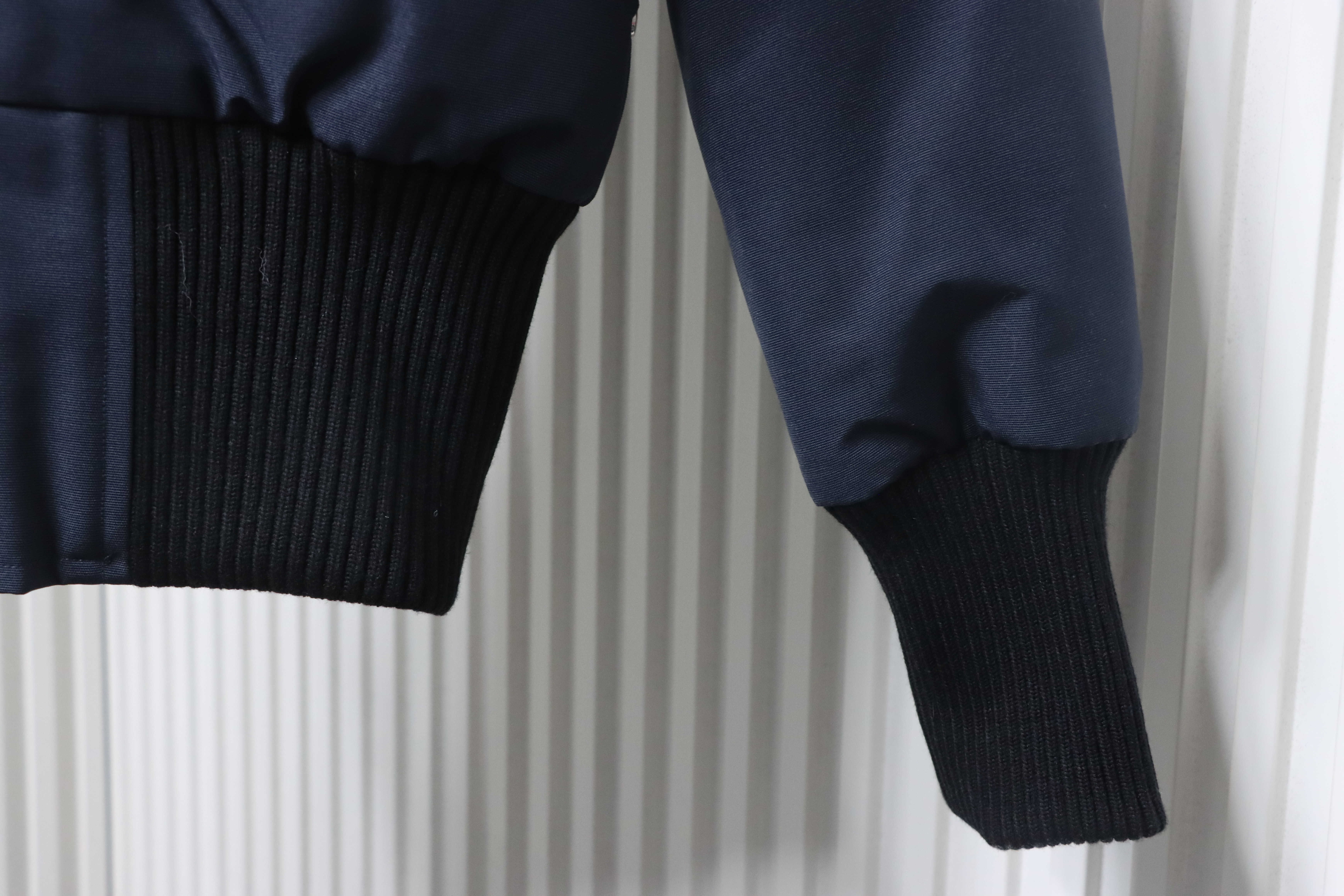 Moose knuckles stirling classic women down jacket with chest pom-poms 03 White/Red/Dark blue