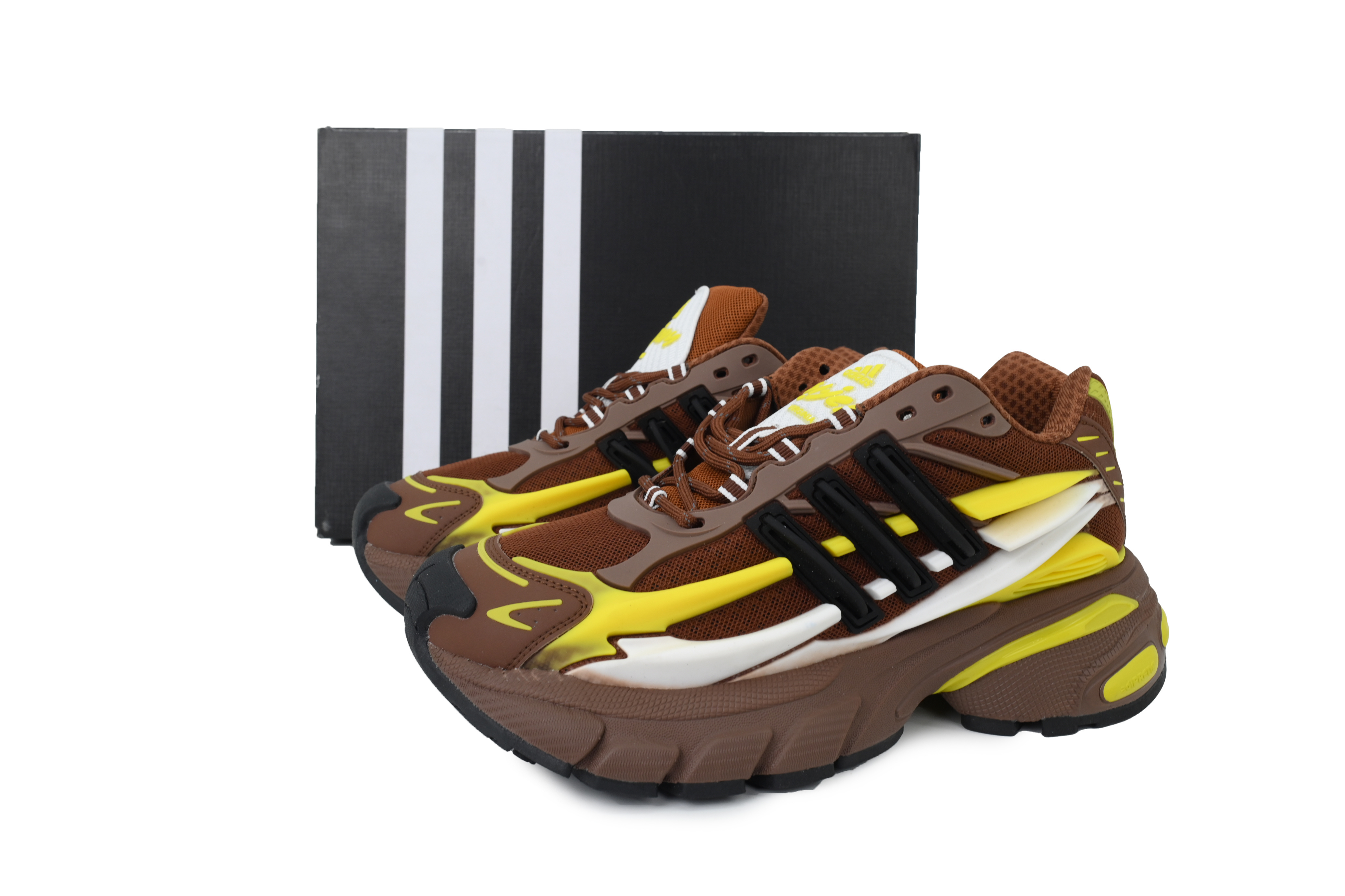GET adidas Adistar x Pharrell x VIRGINIA  Jellyfish Yellowish Brown JP9267