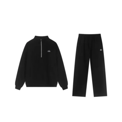 Alo Yoga Accolade 1/4 Zip Hoodie and Pants Activewear Set 01