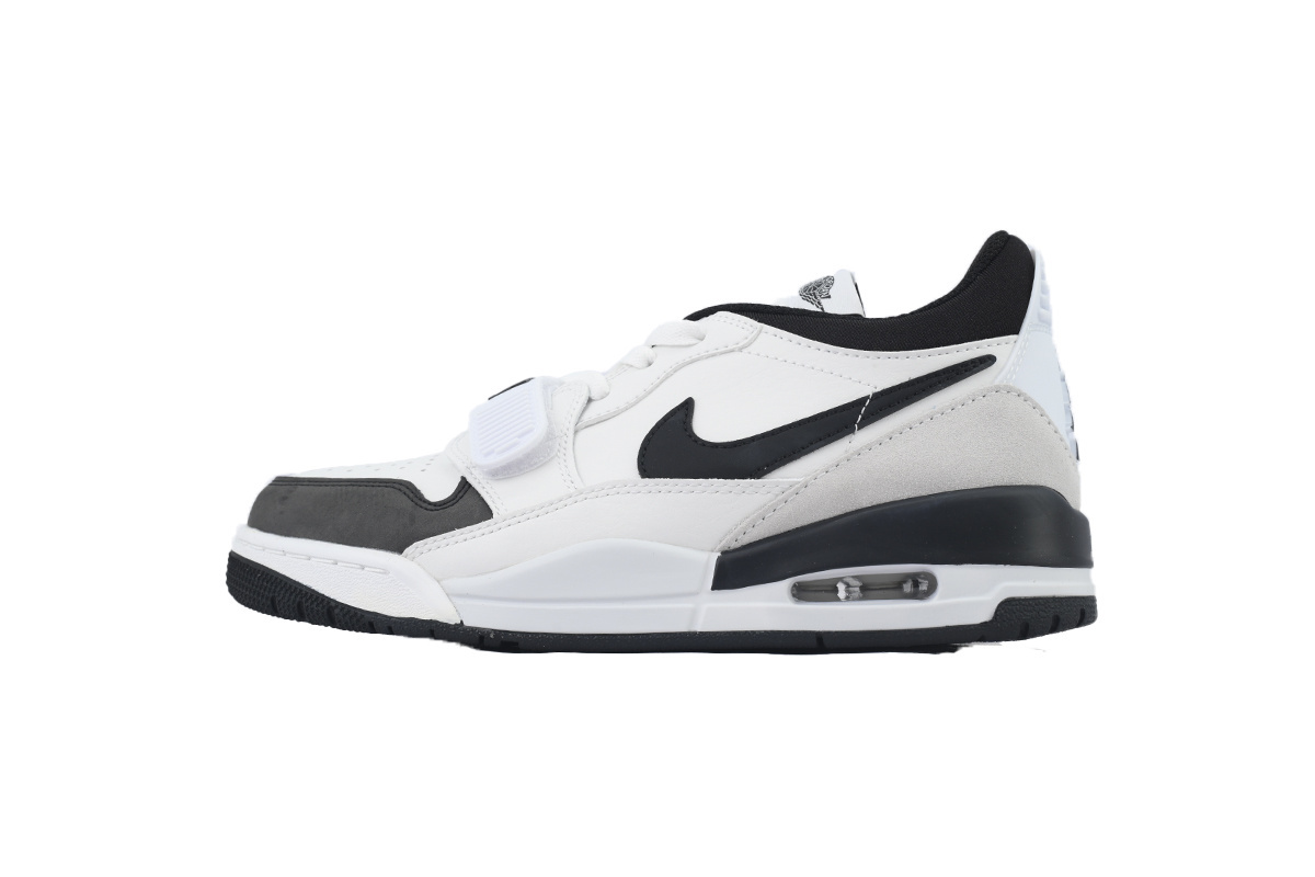 GET Air Jordan Legacy 312 Low Panda HV1811-101