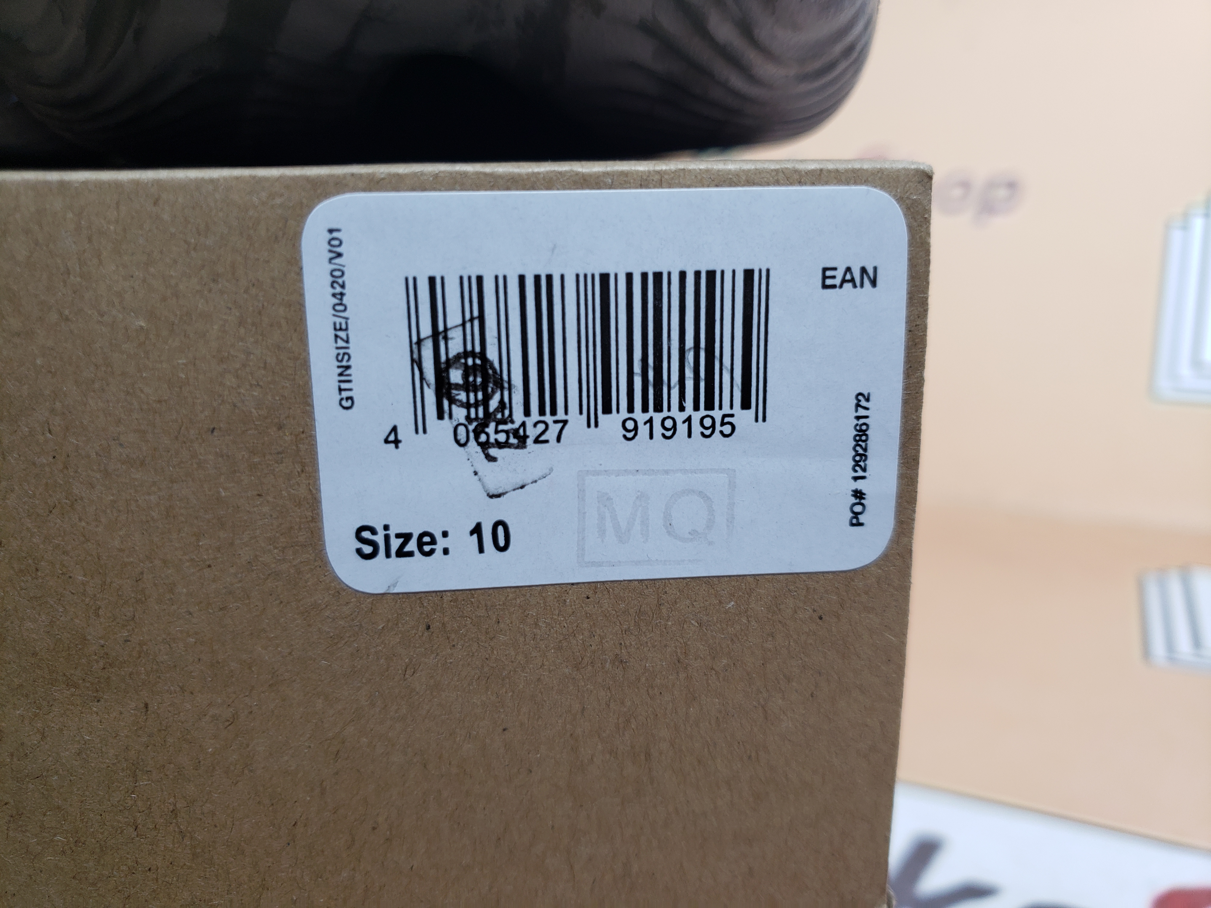  GET  Yeezy Foam RNNR MX Granite,IE4931