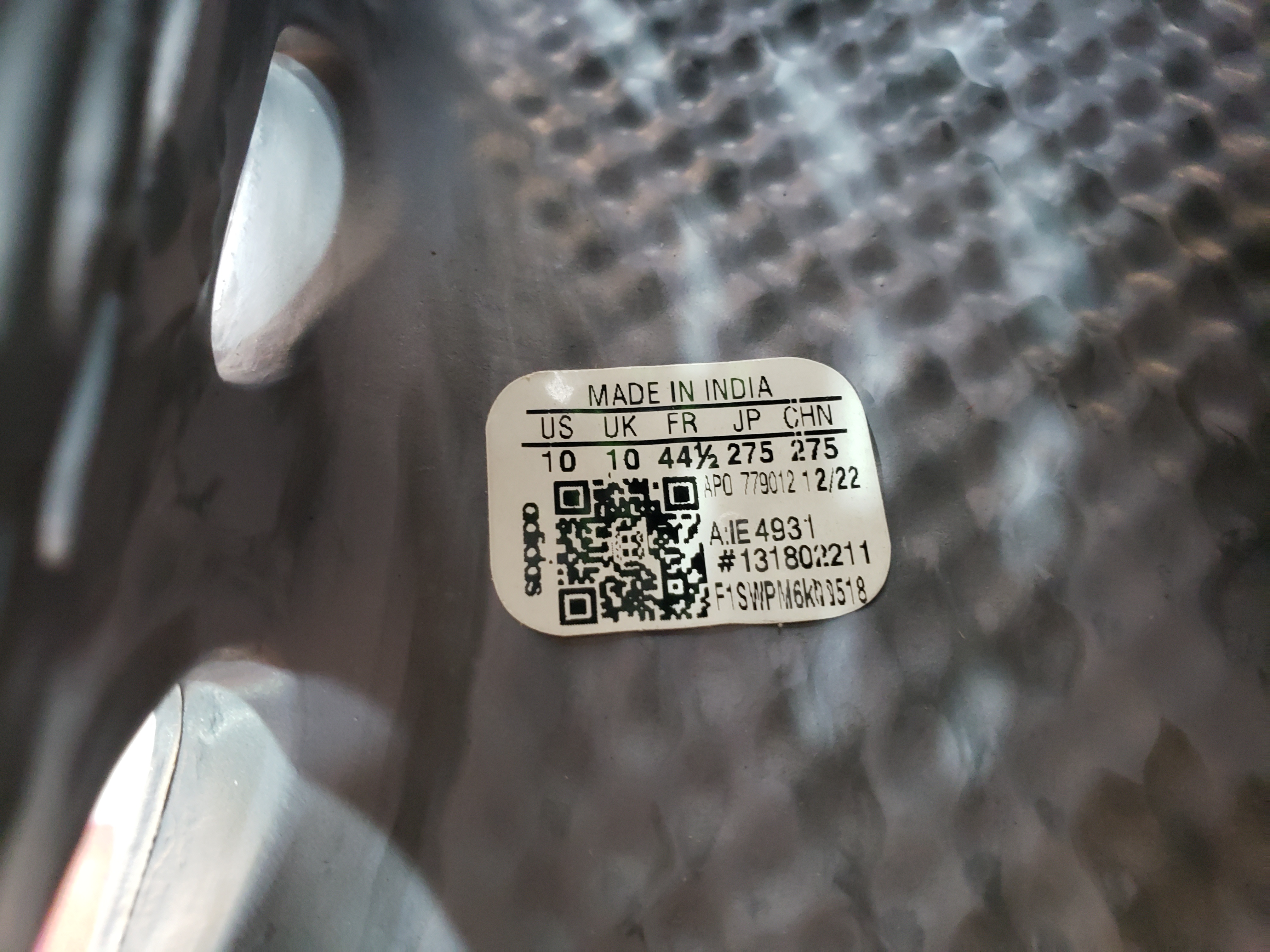  GET  Yeezy Foam RNNR MX Granite,IE4931
