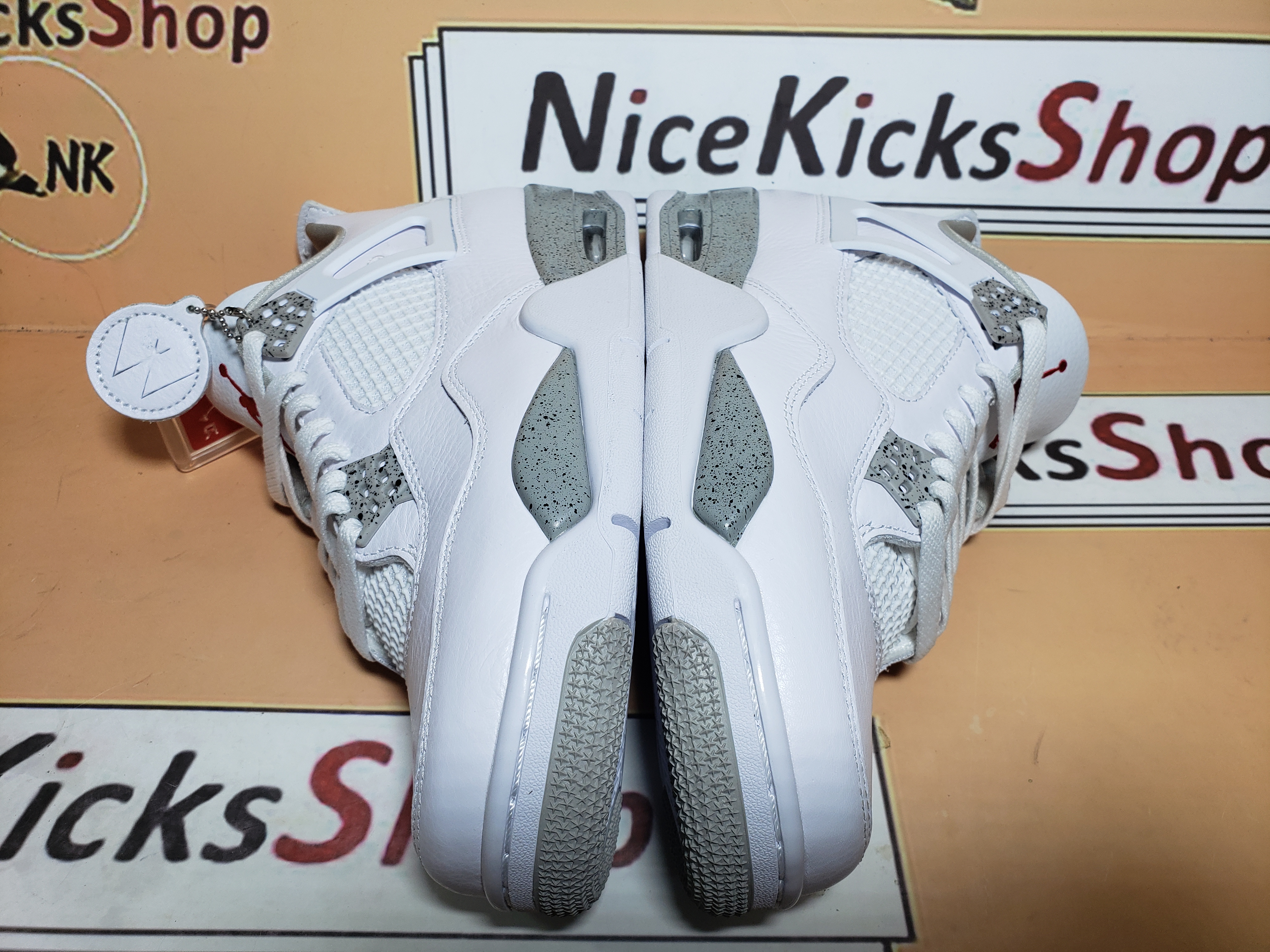  GET Jordan 4 Retro Tech White, CT8527-100