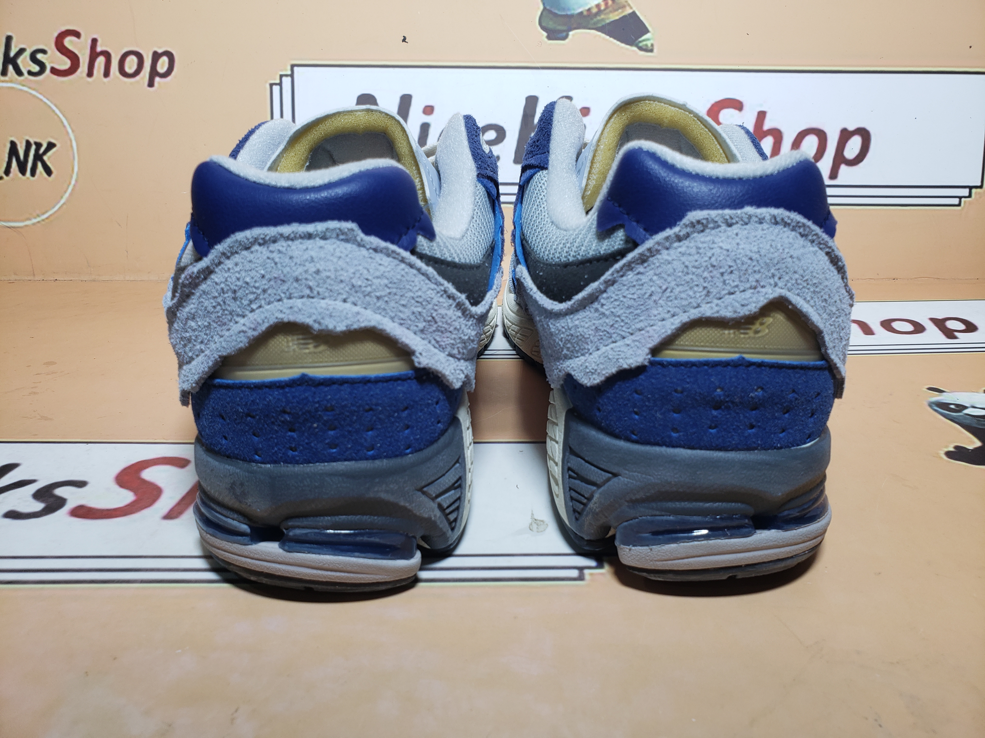  GET New Balance 2002R Protection Pack Light Arctic Grey Purple, M2002RDI