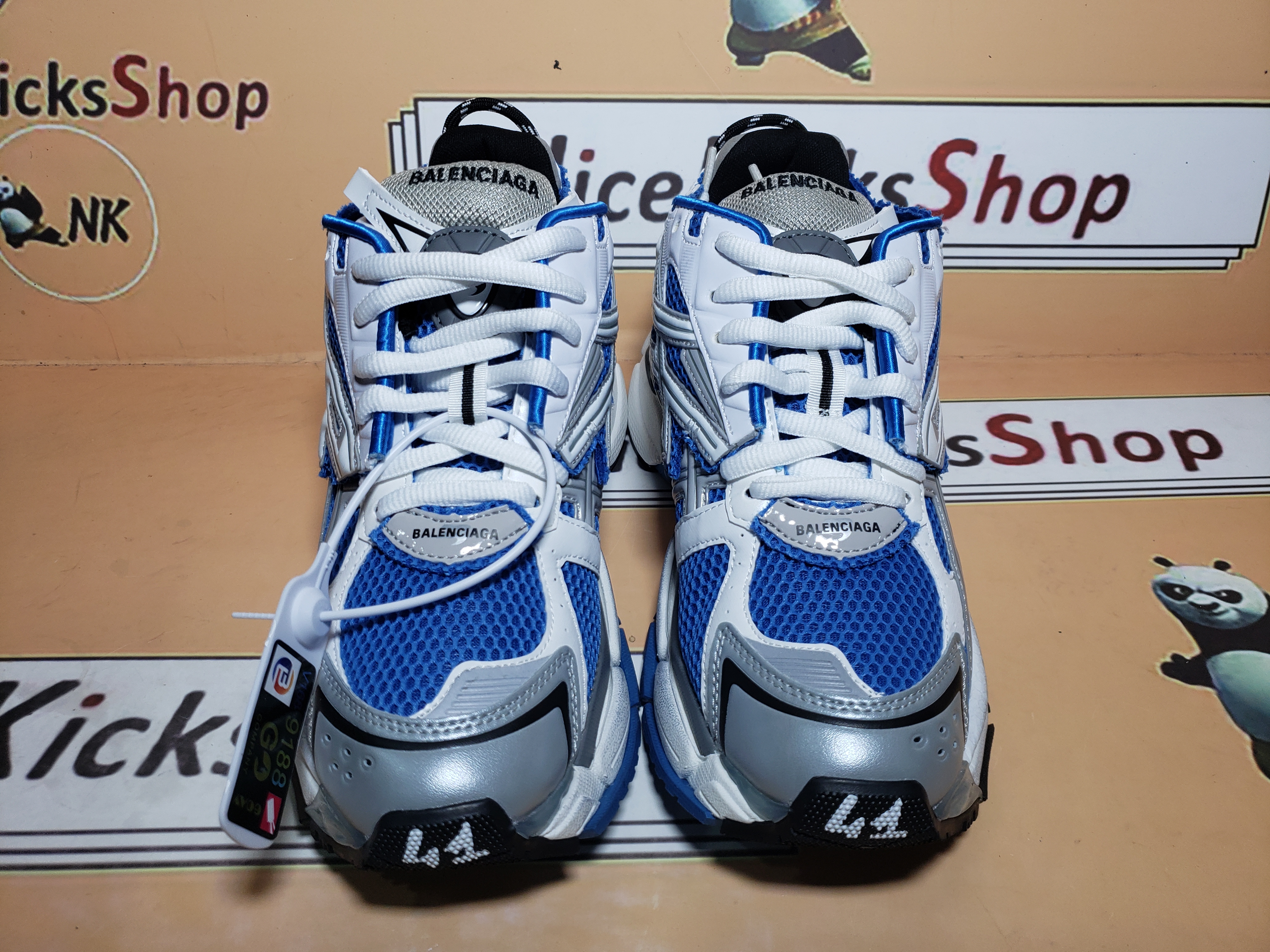  Perfectkicks Balenciaga Runner White Blue 677403 W3RB3 4912