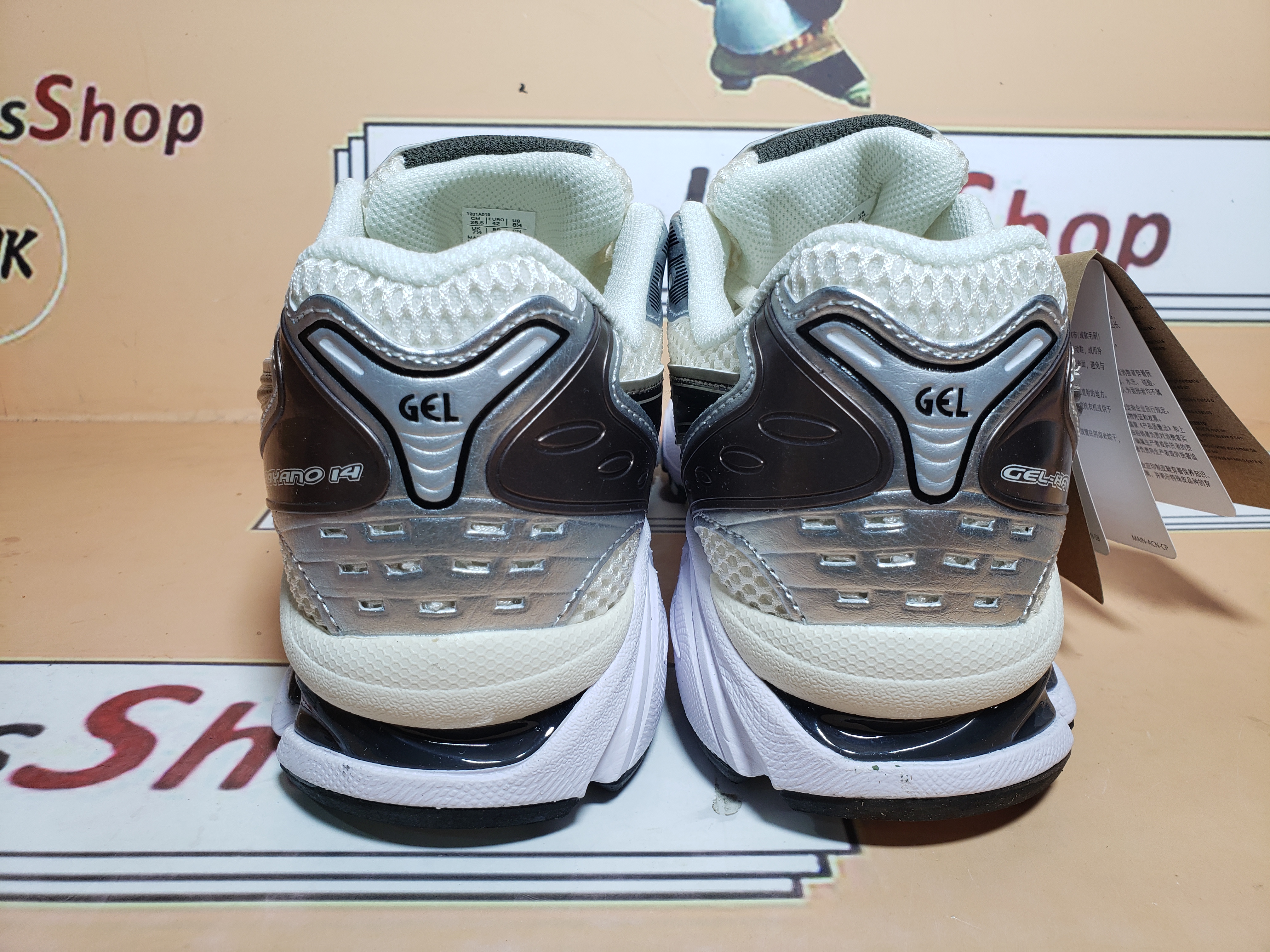 GET  Asics Gel Kayano 14 Silver Cream 1201A019-108