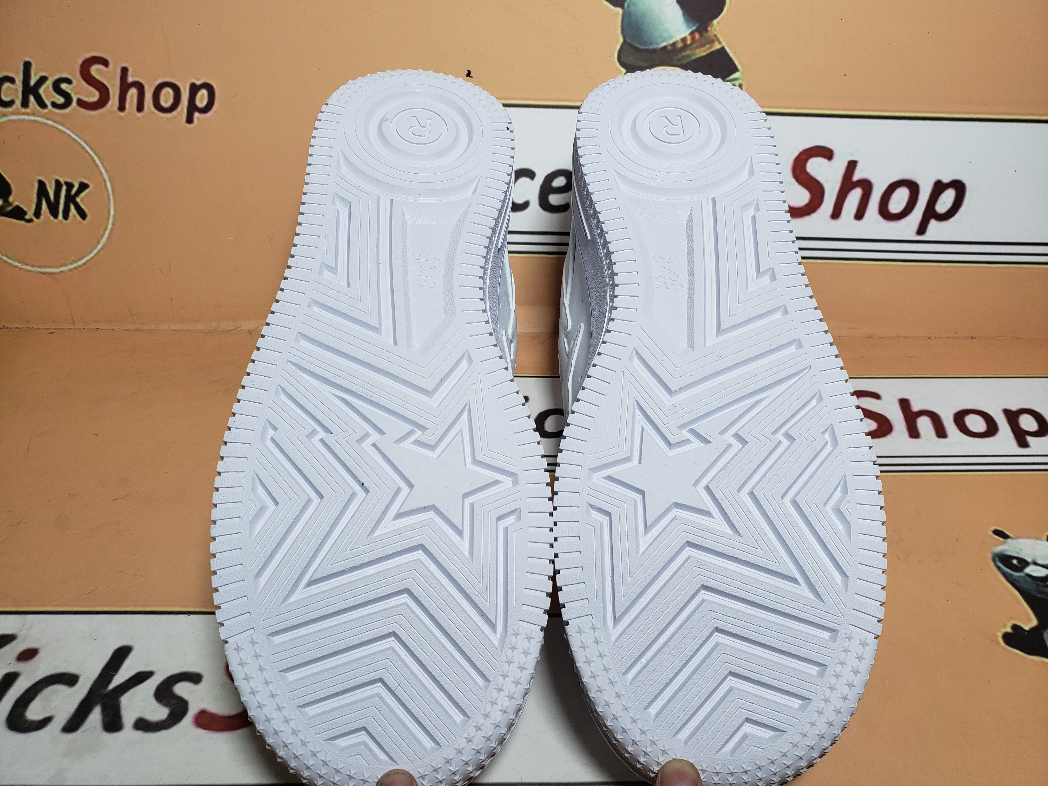 GET A Bathing Ape Bape Sta Low White 1H70-191-006