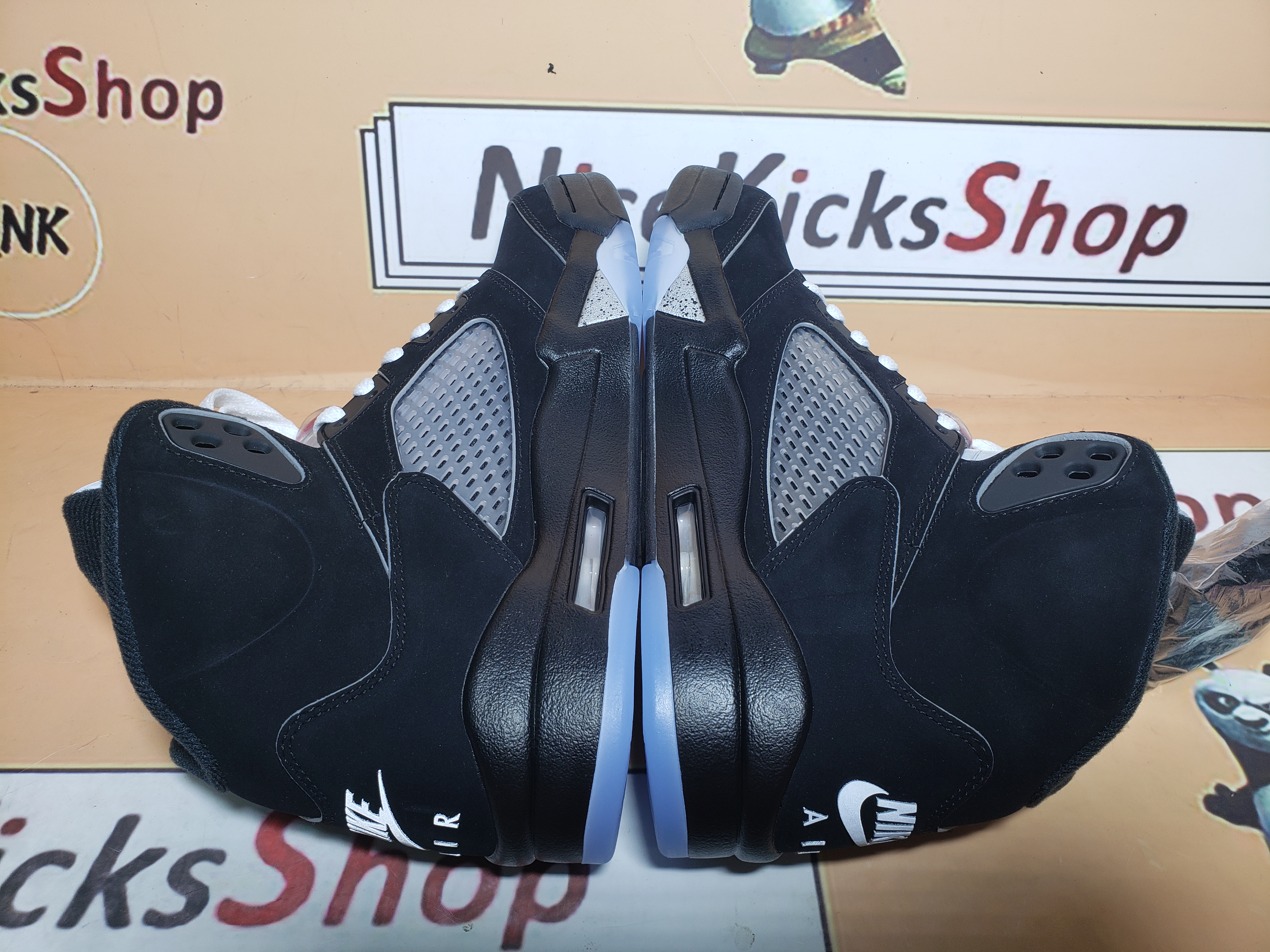 Perfectkicks Air Jordan 5 Black Metallic Reimagined HF3975-001