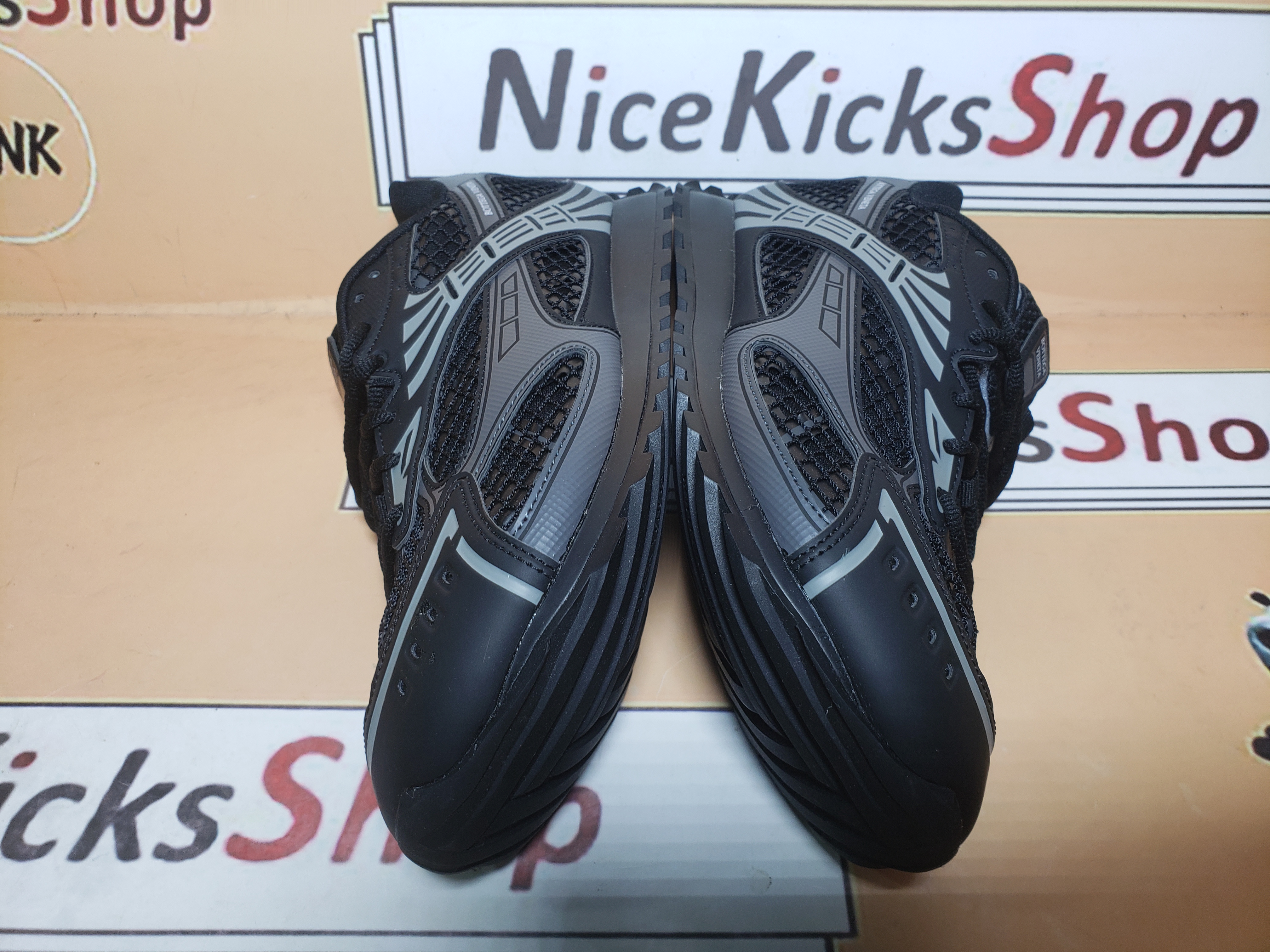 Perfectkicks Bottega Veneta Orbit Black