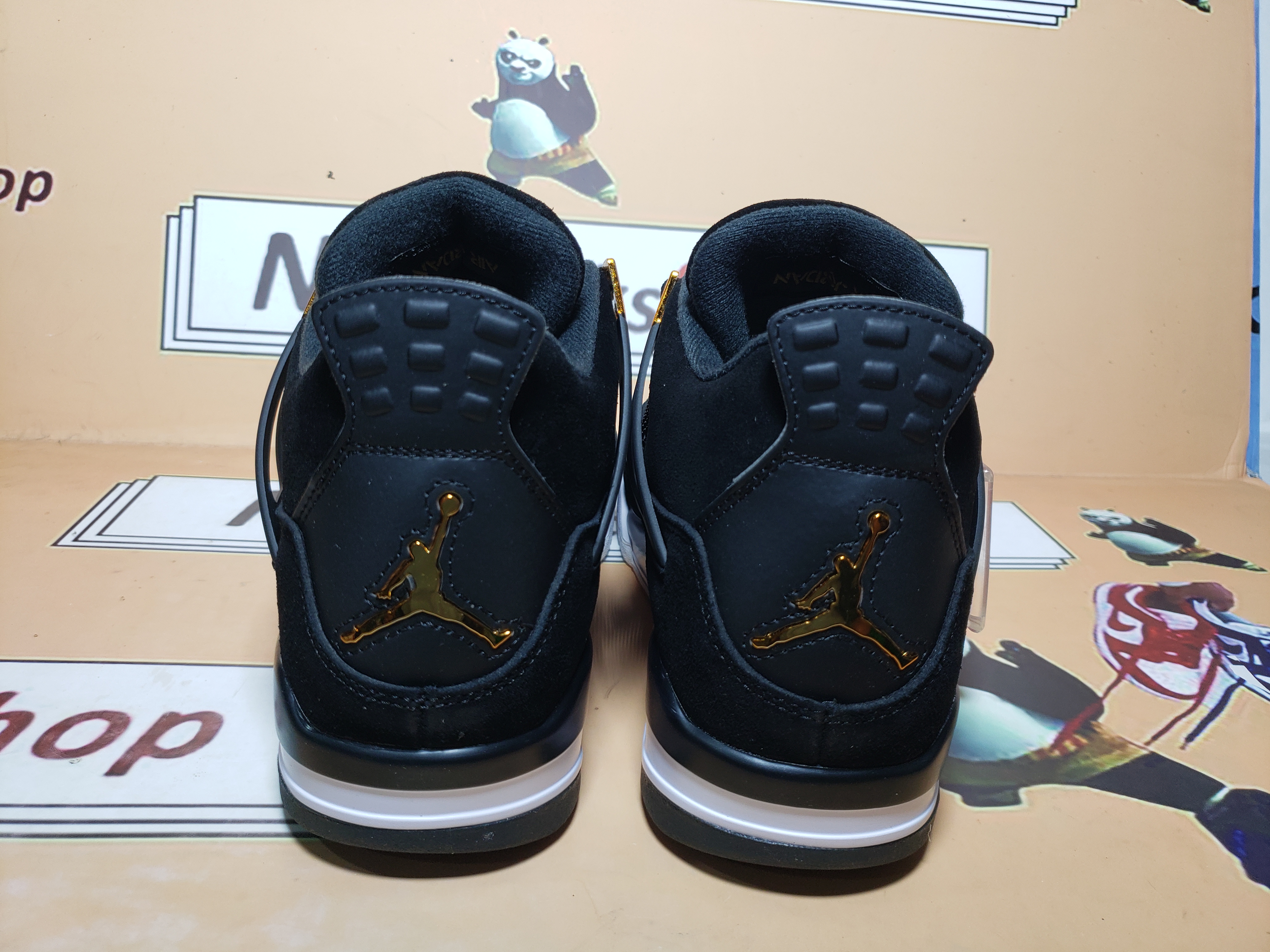  GET Jordan 4 Retro Royalty, 308497-032