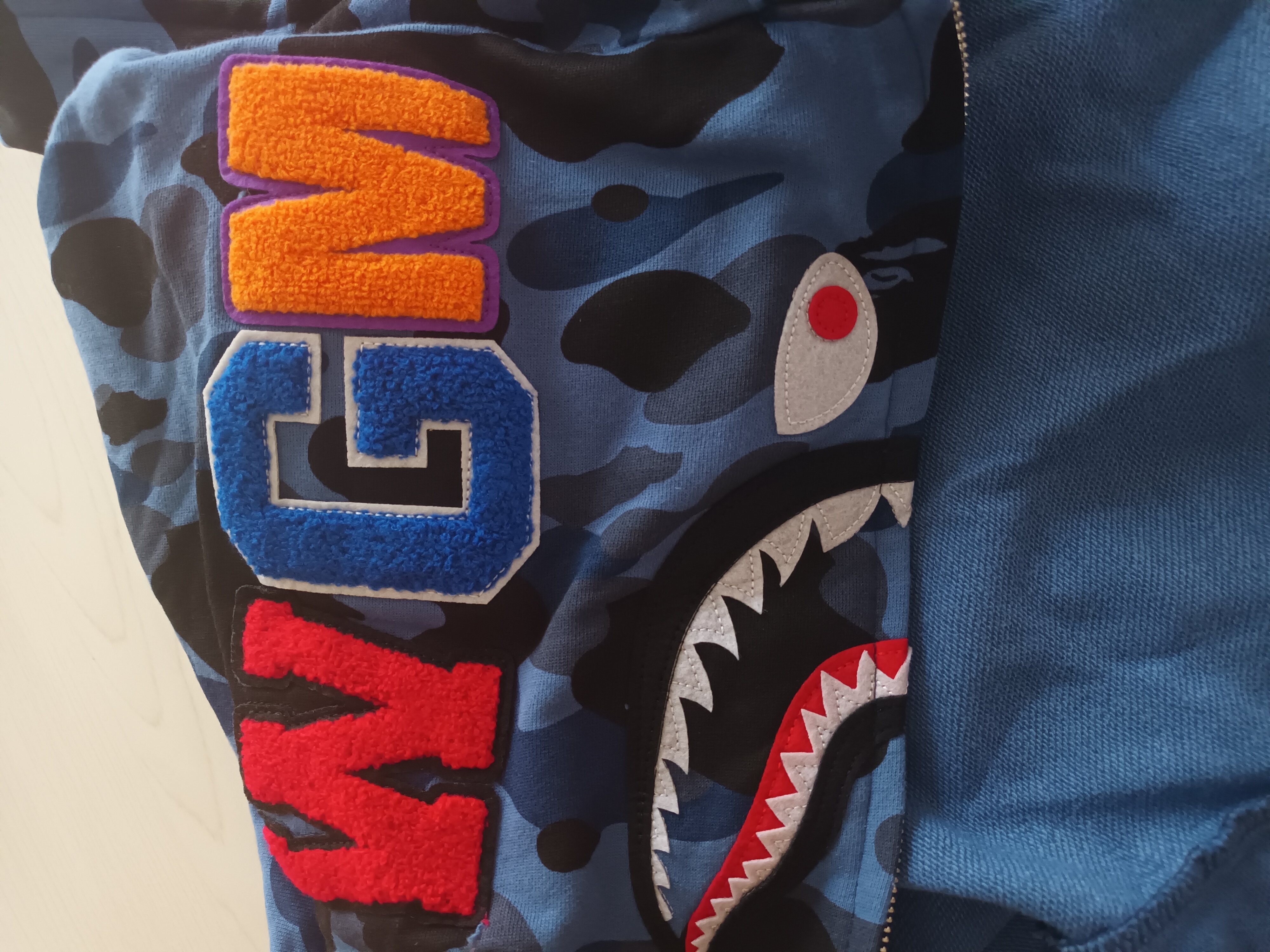  BAPE Color Camo Shark Full Zip Hoodie Navy,1J20 115 003 NAVY review Andrea Goffo 00