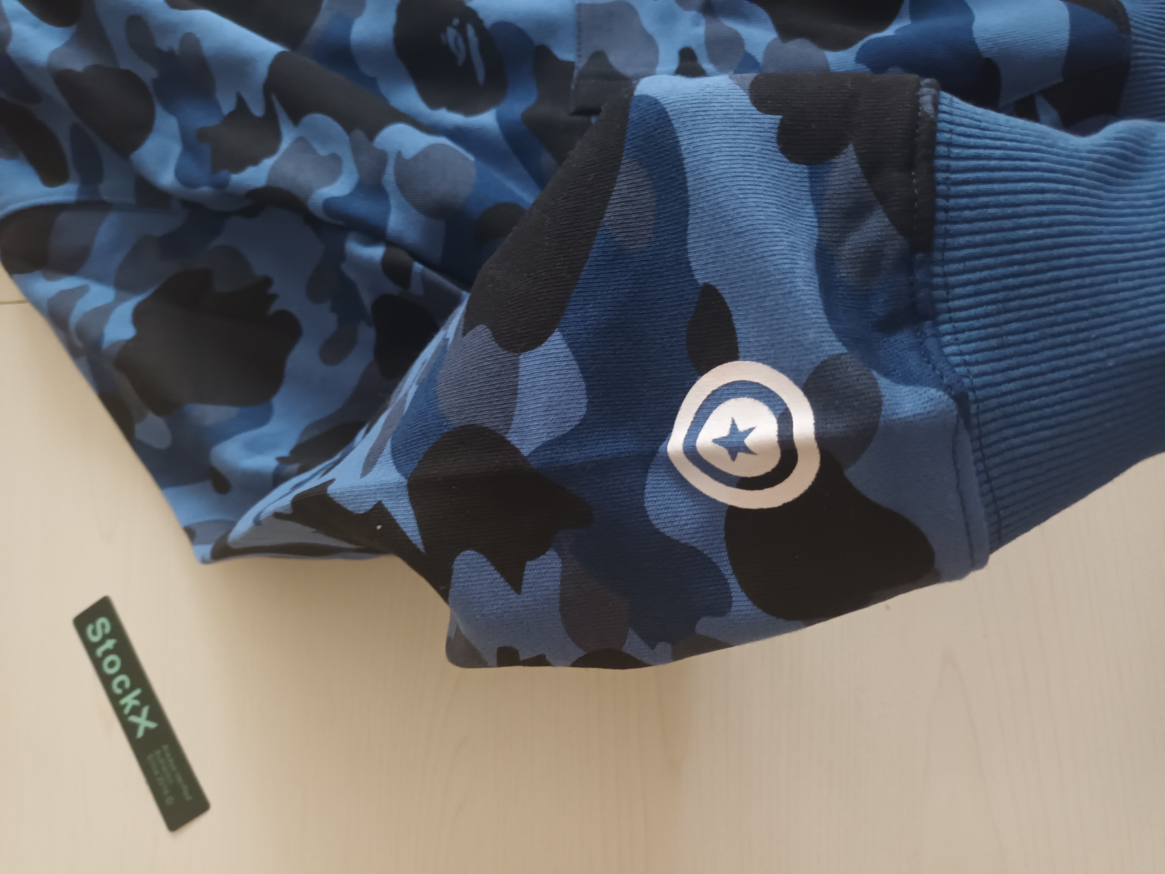  BAPE Color Camo Shark Full Zip Hoodie Navy,1J20 115 003 NAVY review Andrea Goffo 03