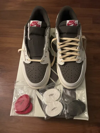  GET Jordan 1 Retro Low OG SP Travis Scott Reverse Mocha,DM7866-162 review Izzy 02