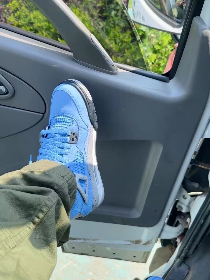  Perfectkicks Jordan 4 Retro University Blue,CT8527-400 review Gabe Kiser 00