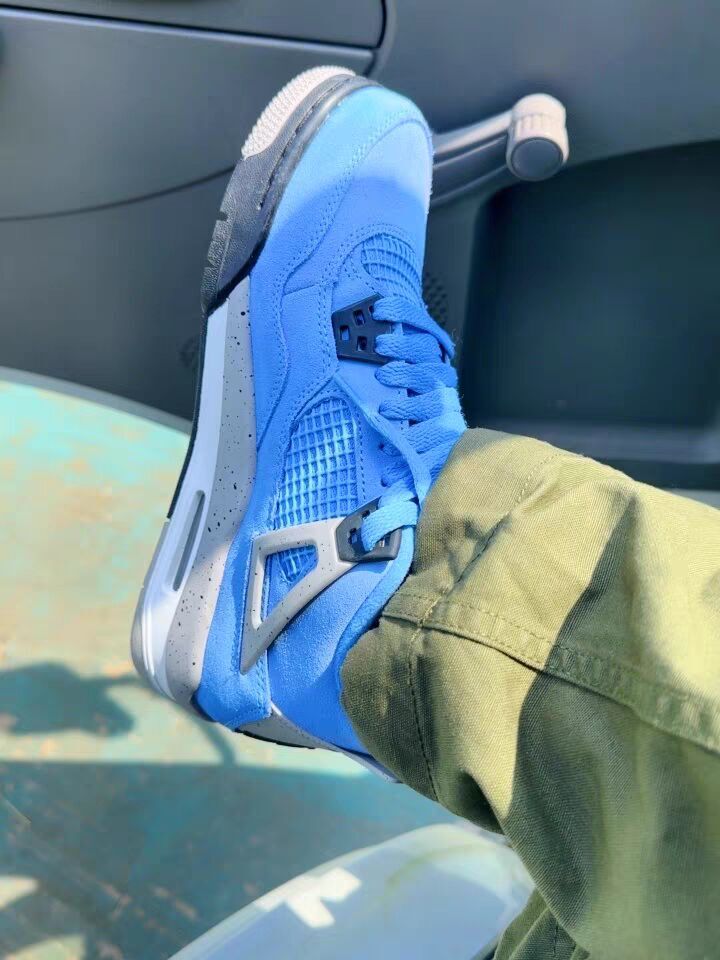  Perfectkicks Jordan 4 Retro University Blue,CT8527-400 review Gabe Kiser 01