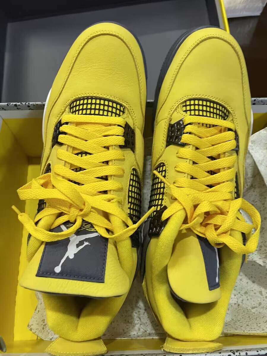  Perfectkicks Jordan 4 Retro Lightning (2006),CT8527-700 review Daniel Chavez 01