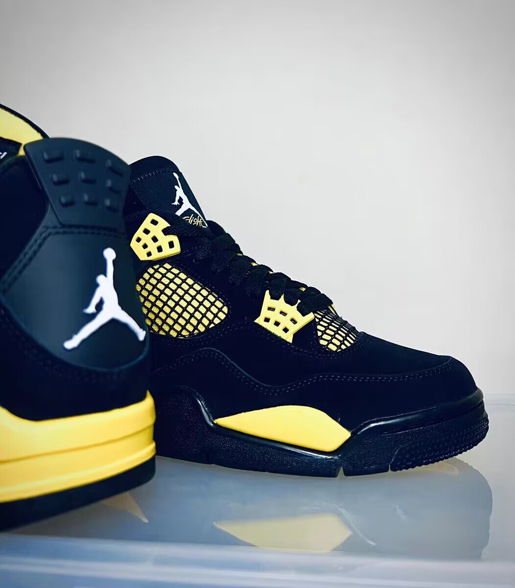  Perfectkicks Jordan 4 Retro Thunder (2023),DH6927-017 review Julio Berry 01