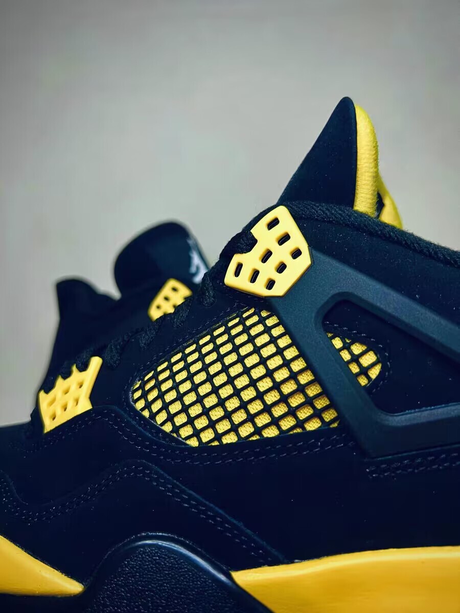  Perfectkicks Jordan 4 Retro Thunder (2023),DH6927-017 review Julio Berry 02