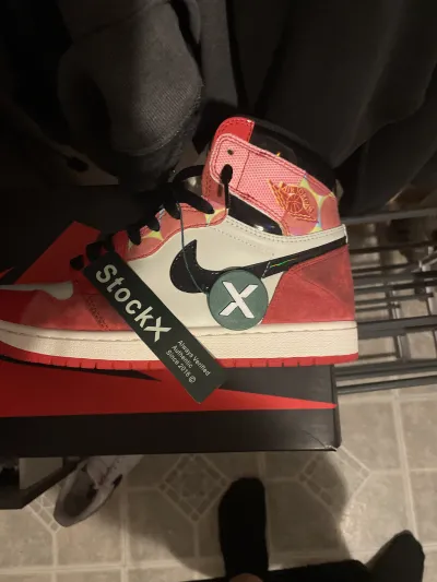  Perfectkicks Jordan 1 High OG Spider-Man Across the Spider-Verse, DV1748-601 review Gio 01