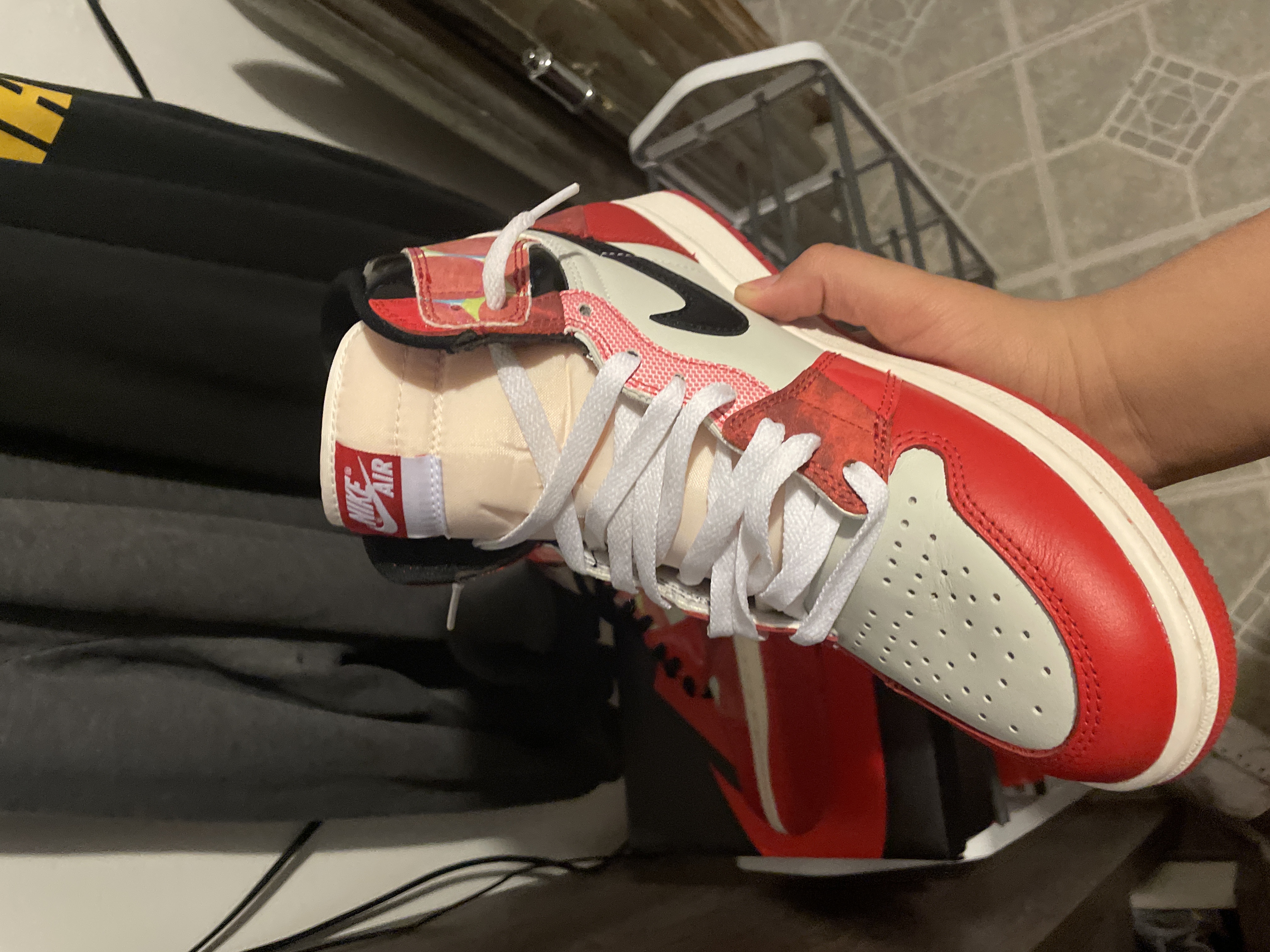  Perfectkicks Jordan 1 High OG Spider-Man Across the Spider-Verse, DV1748-601 review Gio 03