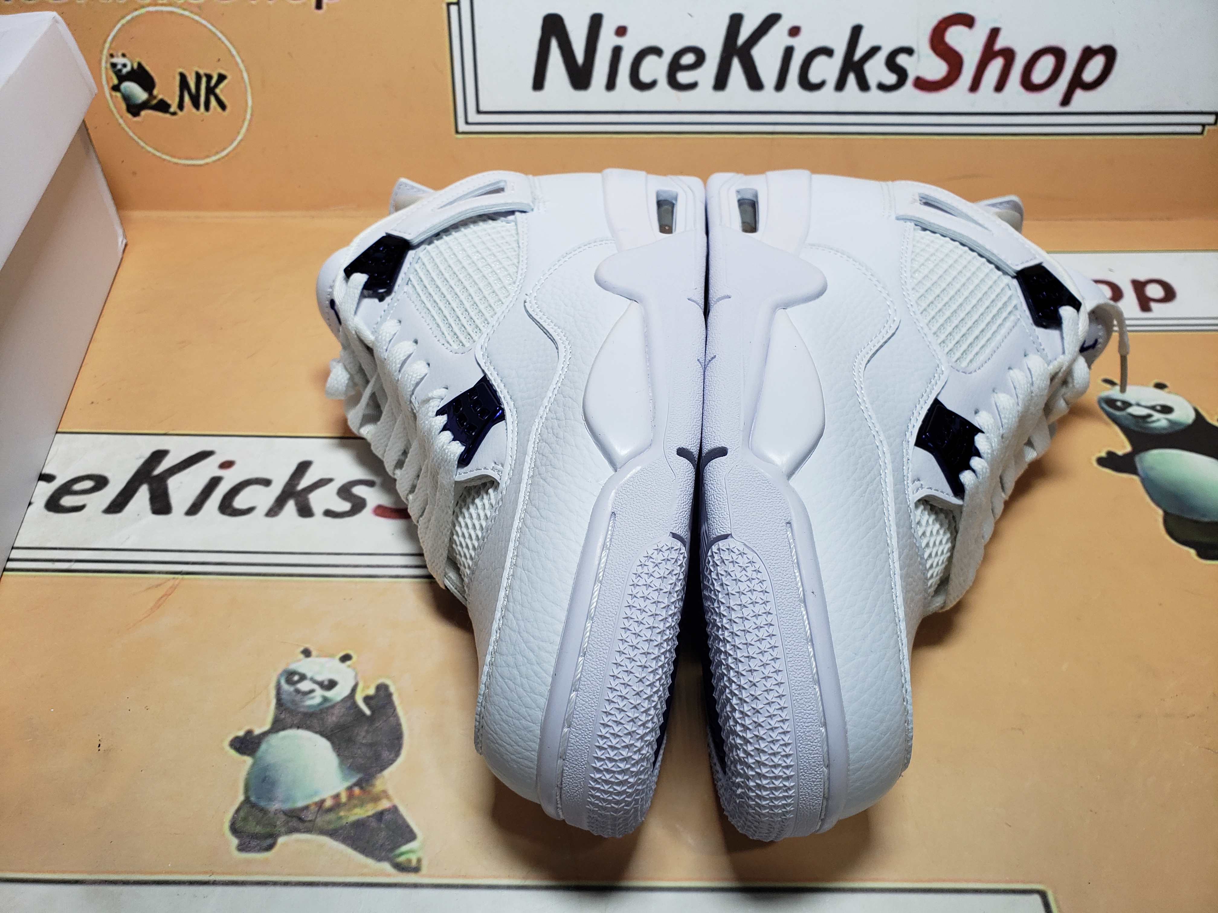  GET Jordan 4 Retro Purple Metallic, CT8527-115 review ftghftjhf 02