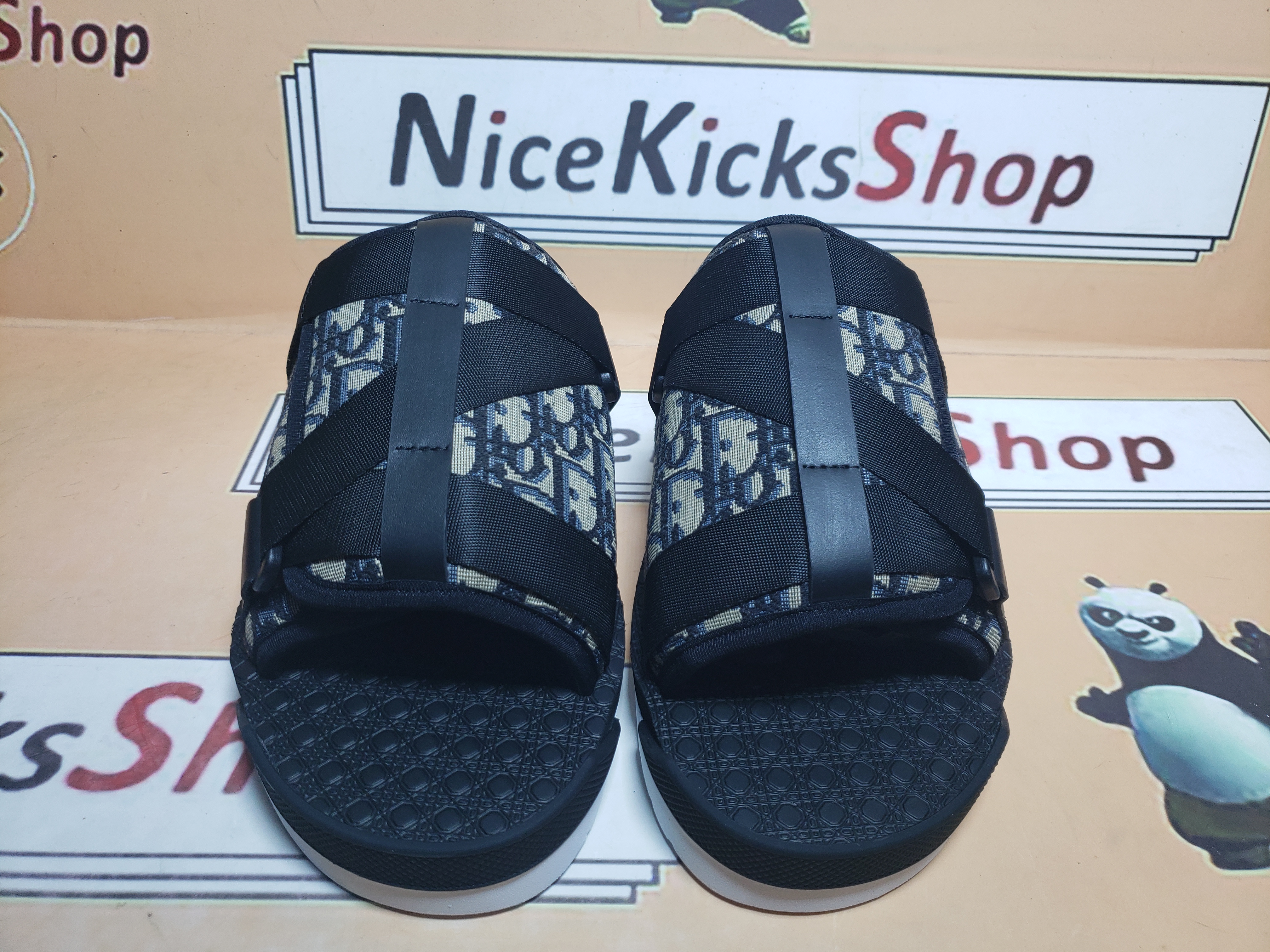 【Limited】Get Dior Alpha oblique Half Flower 3SN272ZIR 16536 review dgdghdh 00