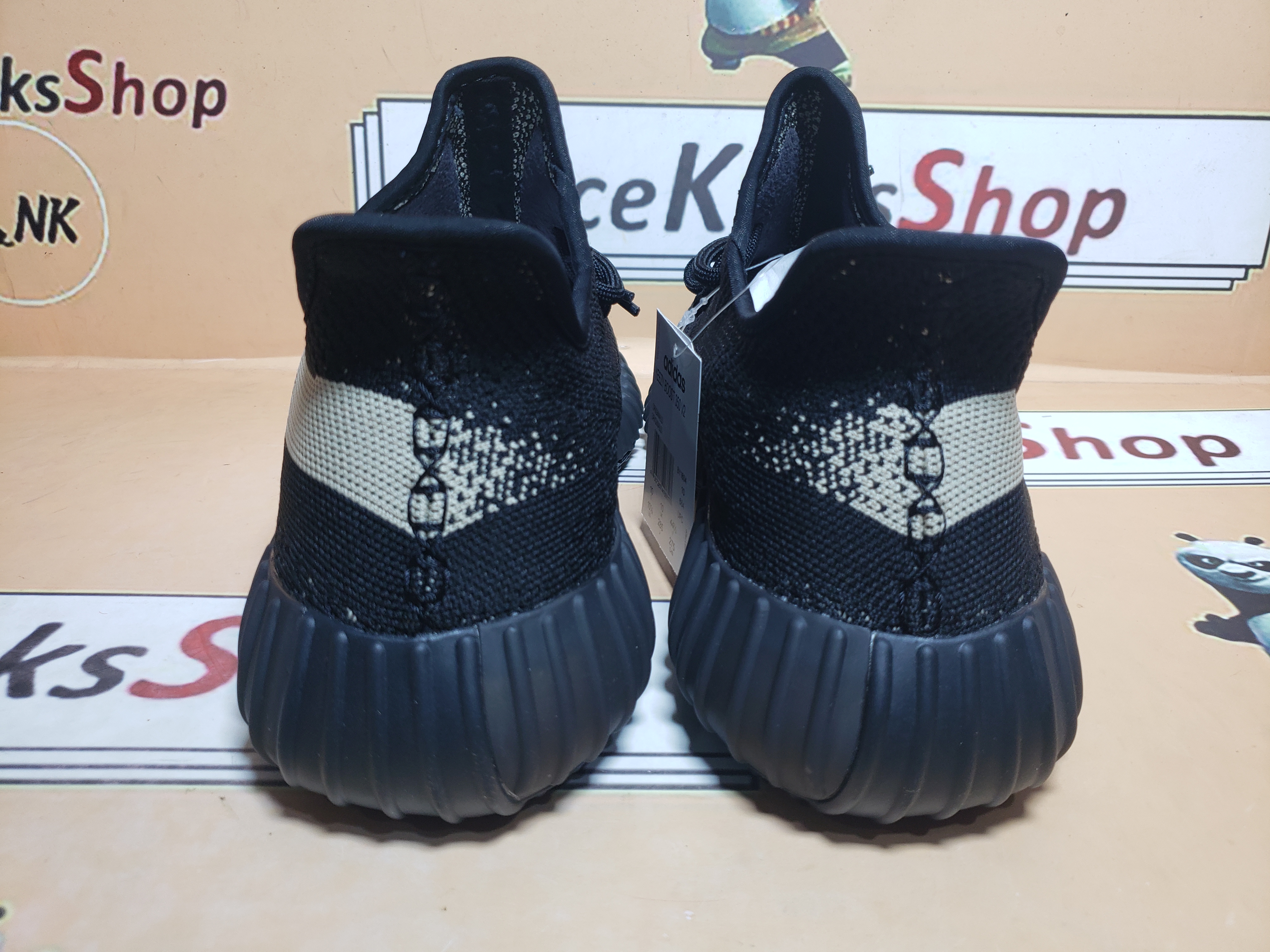  【Buy 1 Pair Perfectkicks Get 2nd For $9.9】Yeezy Boost 350 V2 Black White, BY1604 review cvrfg 01
