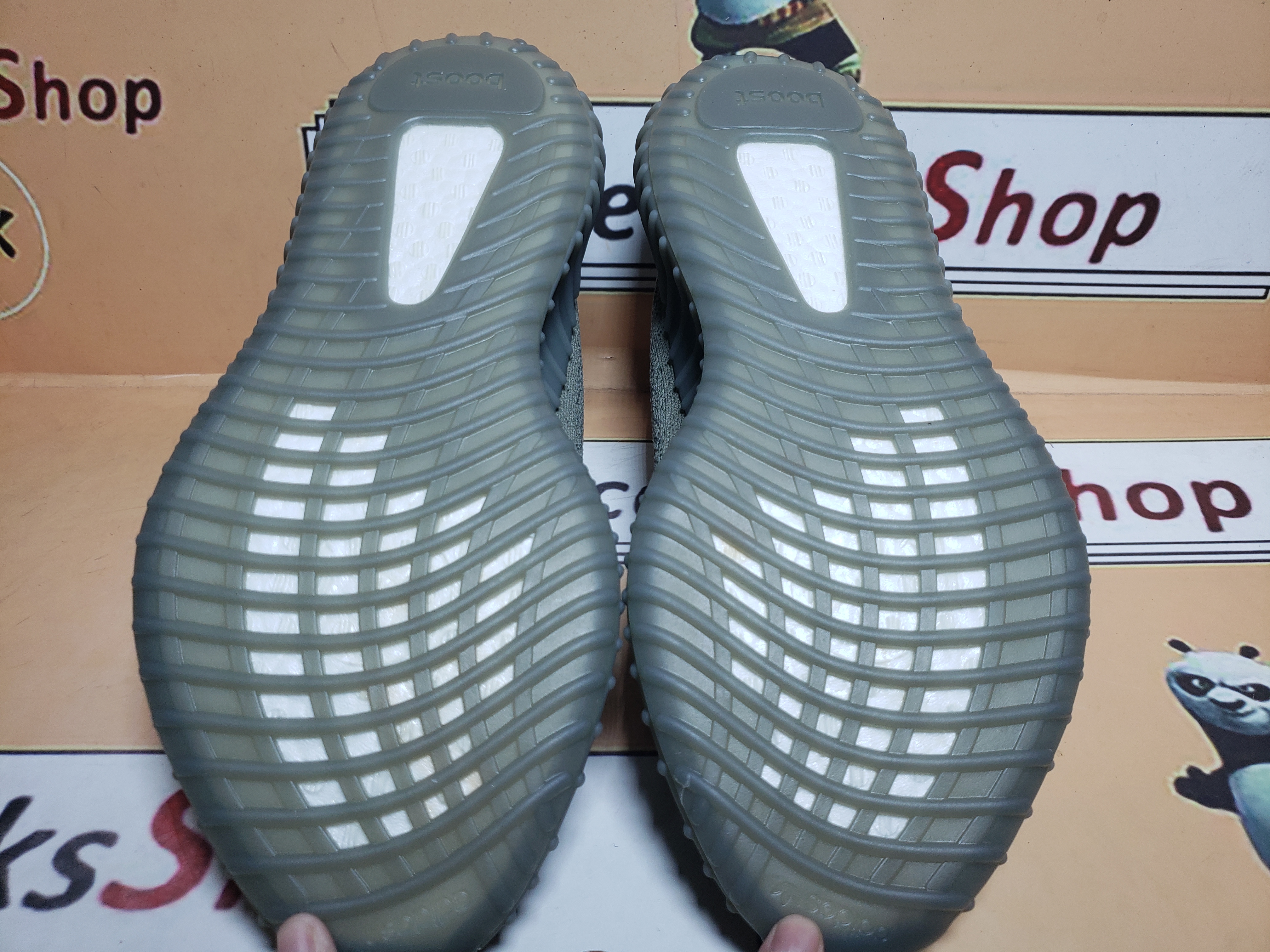  Perfectkicks Yeezy Boost 350 V2 Granite HQ2059 review ngfdgvb 02