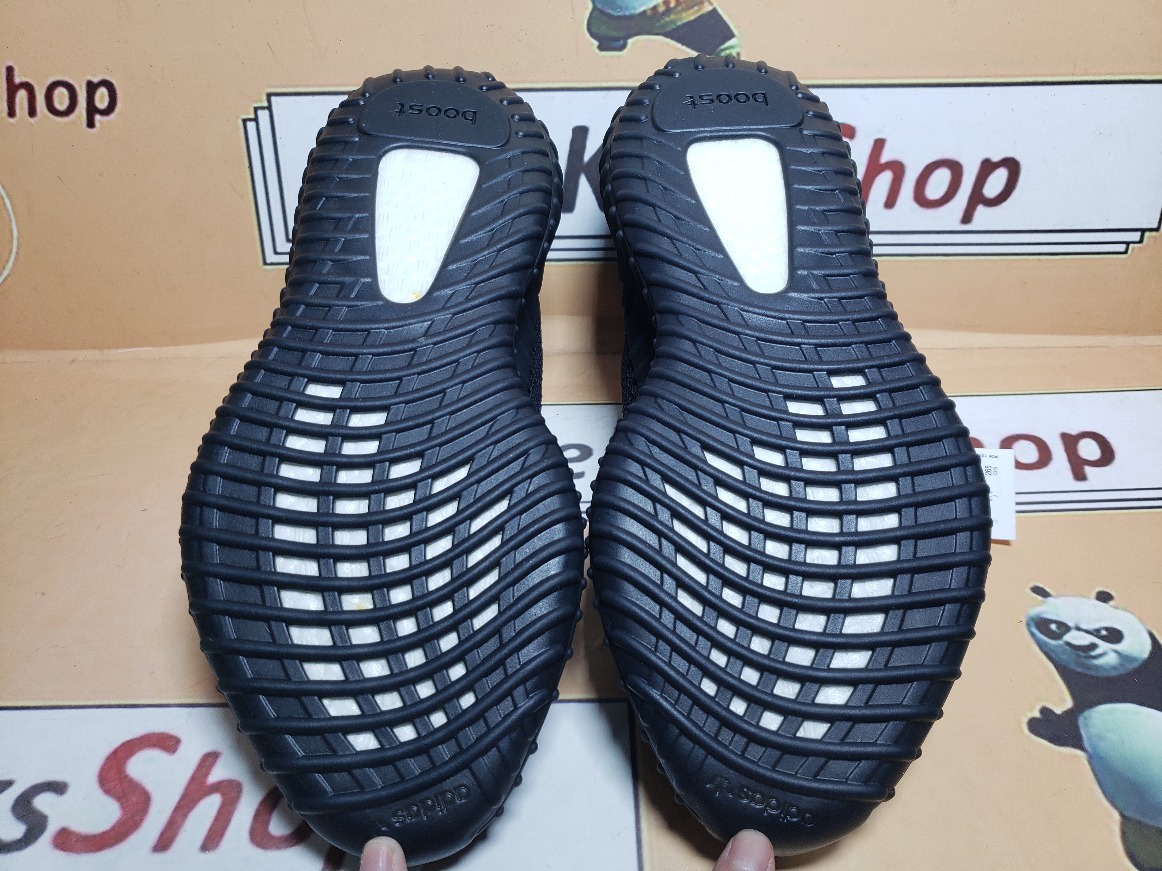 Perfectkicks Yeezy Boost 350 V2 Black Blue,GY7164 review dgfhser 04