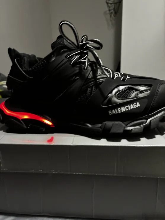  Perfectkicks Balenciaga Tess S.Black 555032 W1GB7 1000  （LED） review Csiejdf 01