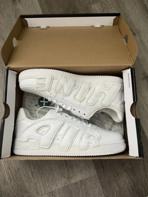  GET AIR FORCE 1 LOW PRM 