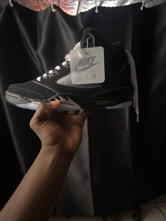 Perfectkicks Air Jordan 5 Black Metallic Reimagined HF3975-001 review Xl 02