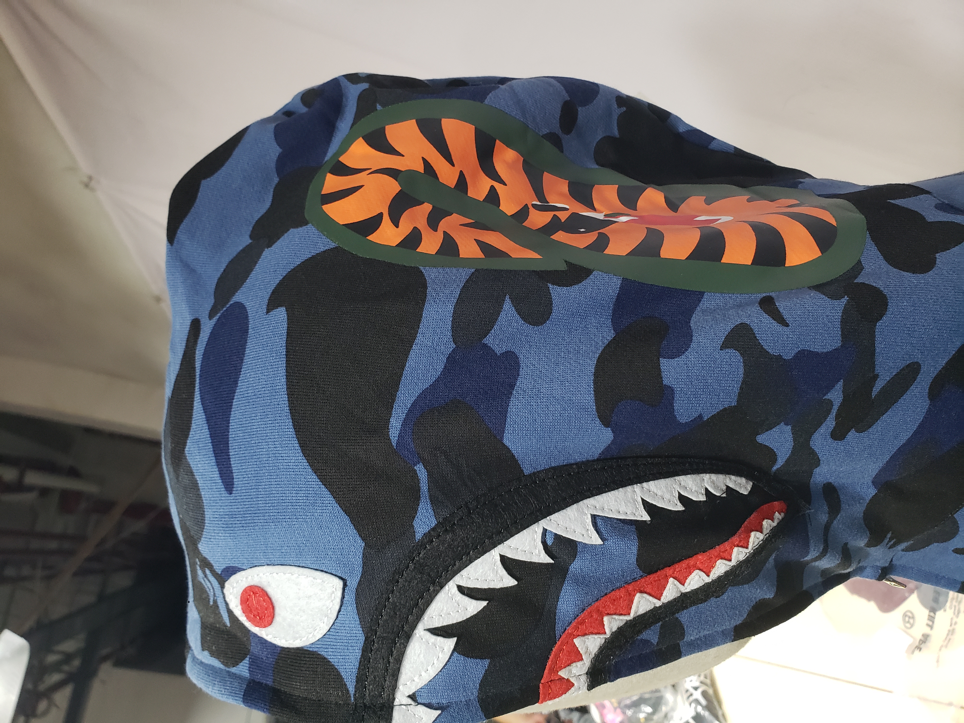  【Flash Sale】BAPE Color Camo Shark Full Zip Hoodie Navy review Huashd 02