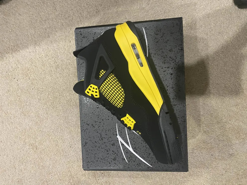  Perfectkicks Jordan 4 Retro Thunder (2023),DH6927-017 review JGHuadh 01