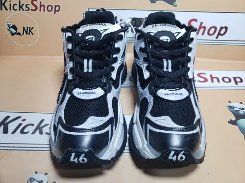 Perfectkicks Balenciaga Runner Sneaker 'White Black' 772774 W3RMU 9010 review 