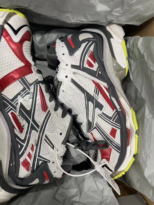 Perfectkicks Balenciaga Runner Sneaker White Gray Black 772767 W3RNY 0509 review 