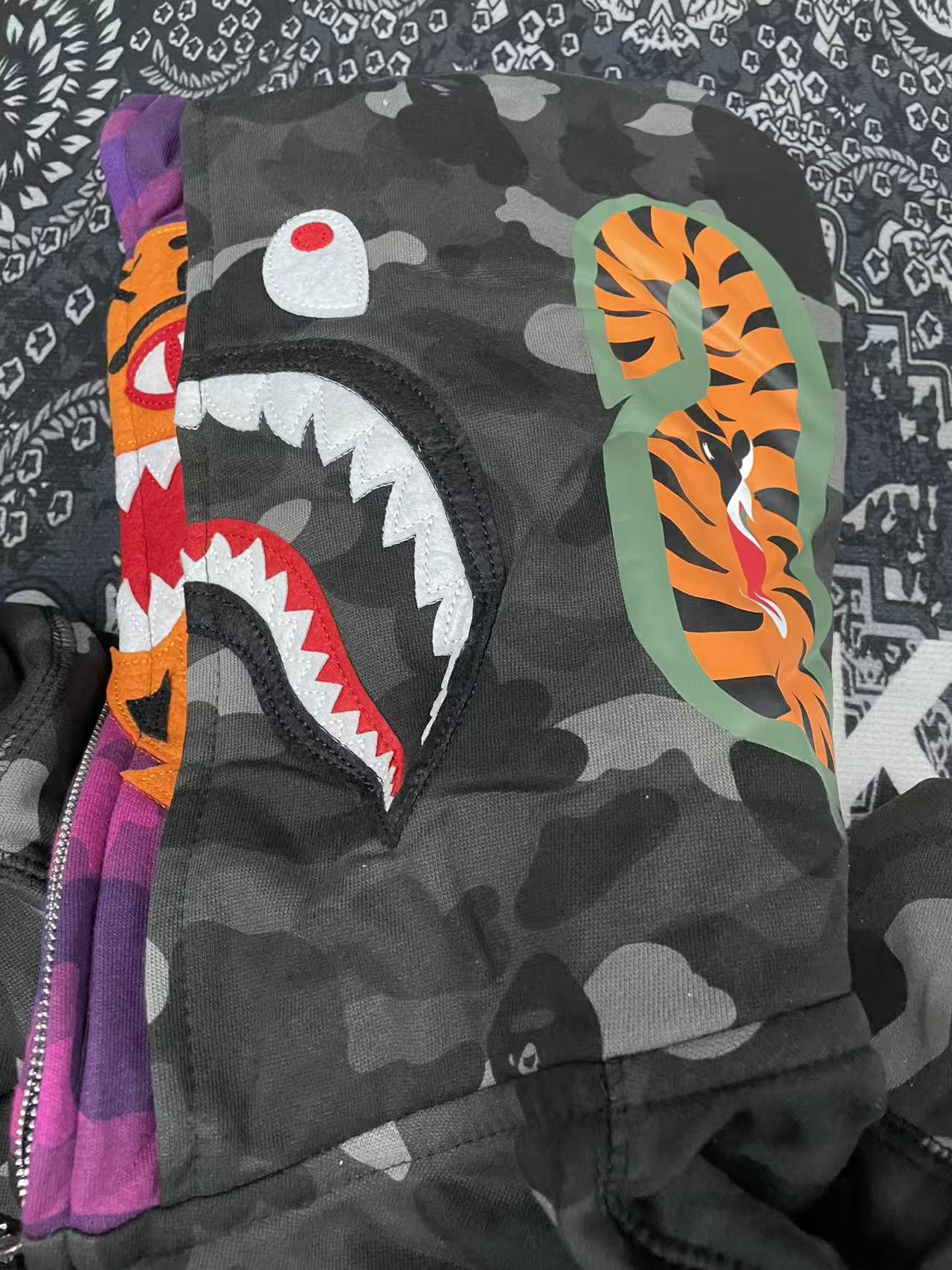  BAPE Color Camo Shark Full Zip Hoodie Black review Bushefsa 03
