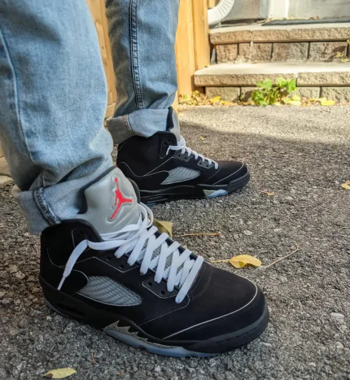 Perfectkicks Air Jordan 5 Black Metallic Reimagined HF3975-001 review 