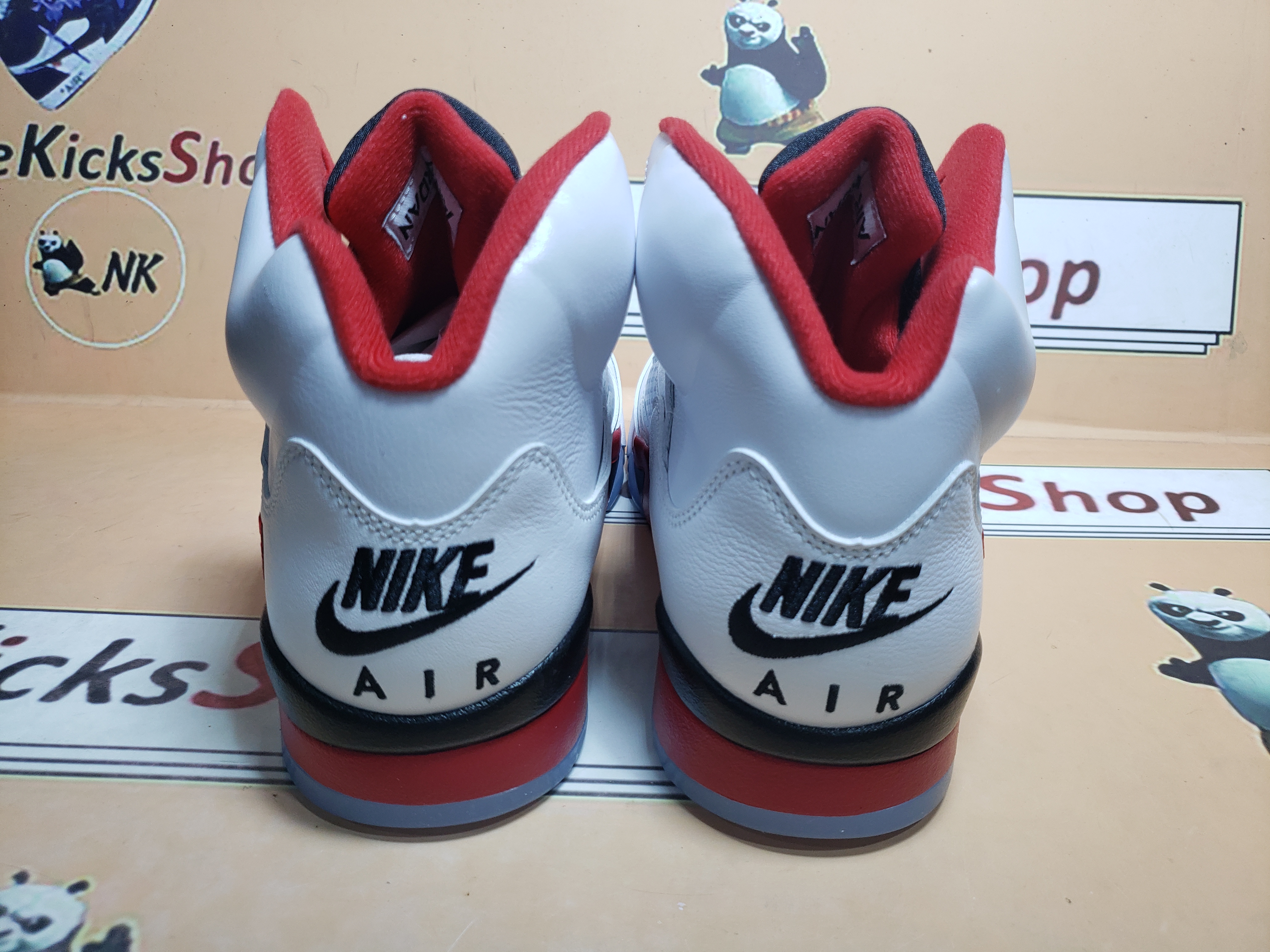 Perfectkicks Air Jordan 5 Retro 'Fire Red' 2025 HQ7978-101 review Nduashf 01