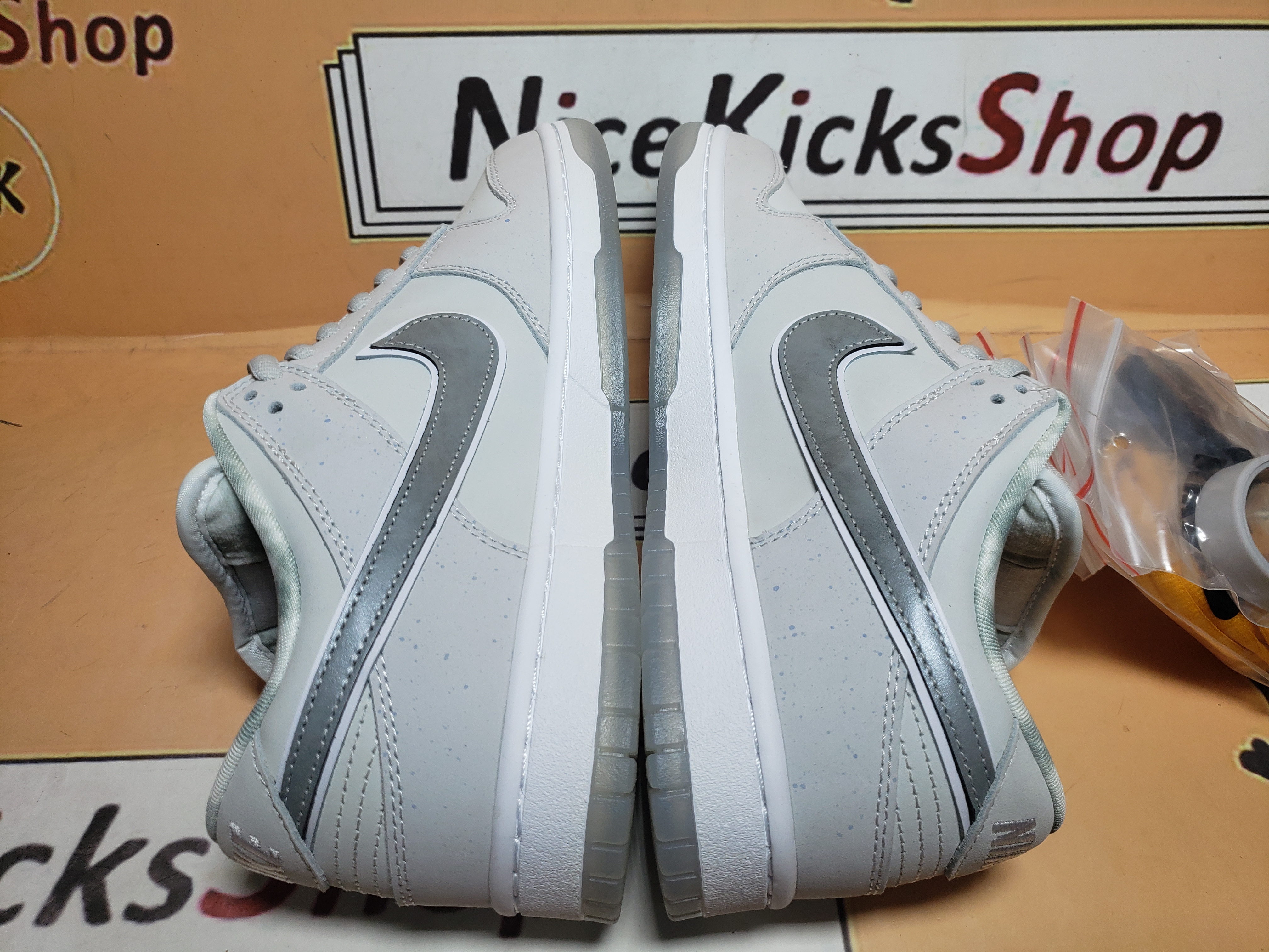  Perfectkicks Dunk  SB Low White Lobster (Friends and Family)，FD8776-100 review Cusghdfv 02