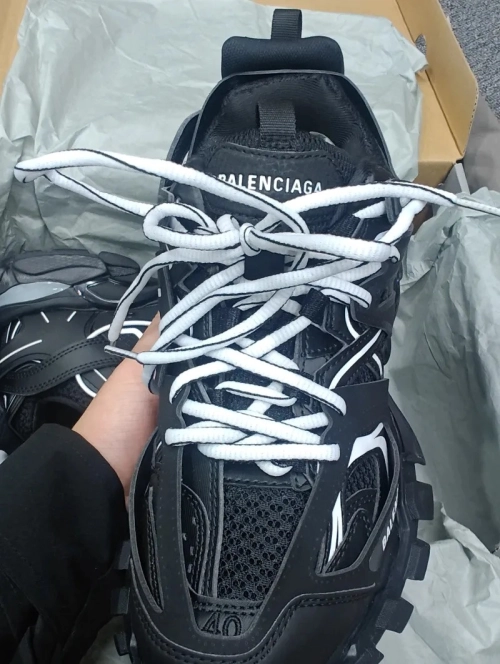  Perfectkicks Balenciaga Tess Black And White (LED) 542023 W1GB1 2045 review 