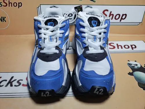 Perfectkicks Balenciaga Runner Sneaker 'Worn-Out - Blue Grey' 772774 W3RNY 4912 review 
