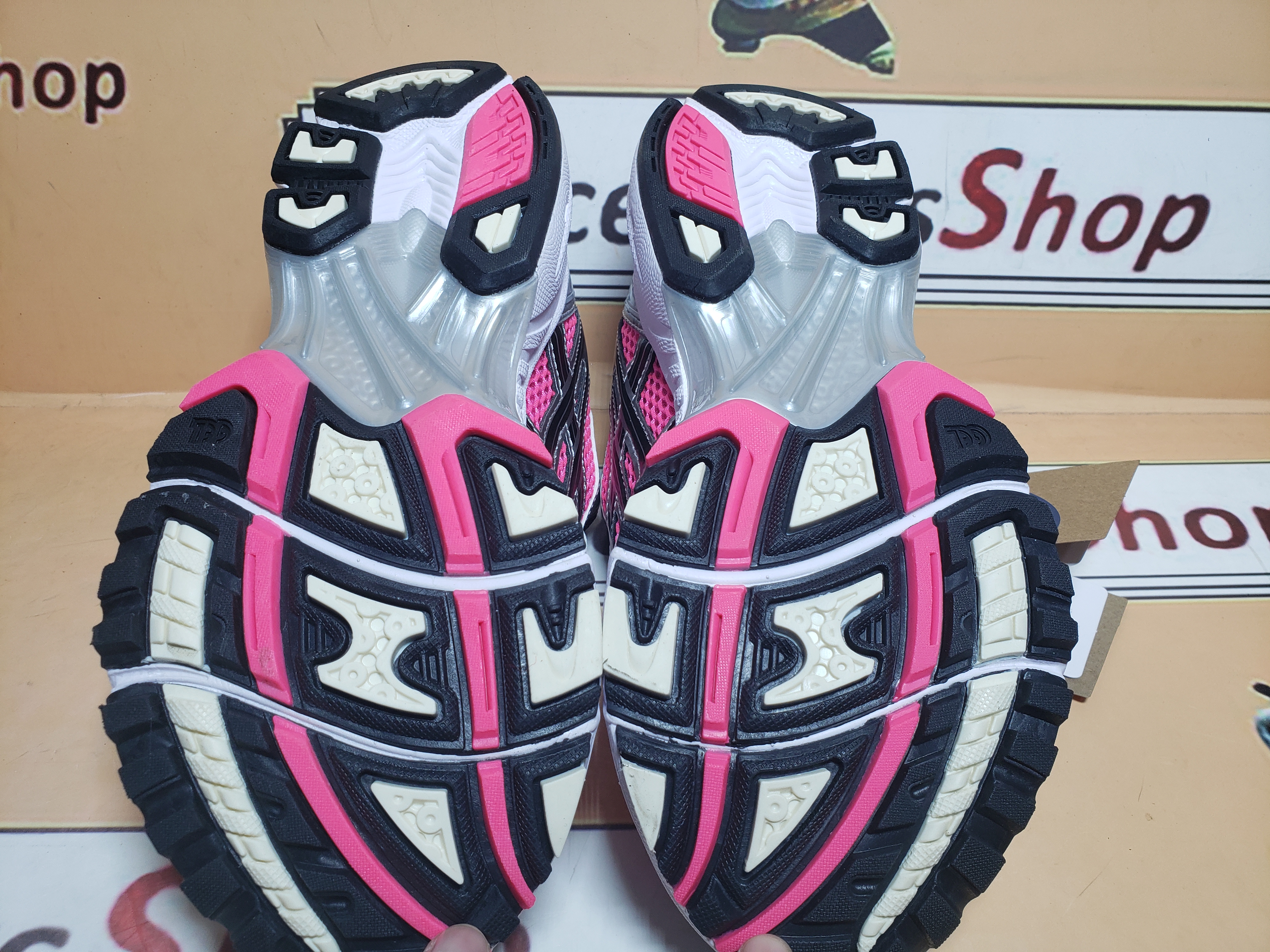  GET  ASICS Gel-Kayano 14 Pink Glo 1201A019-700 review Jijdgoijdfr 04