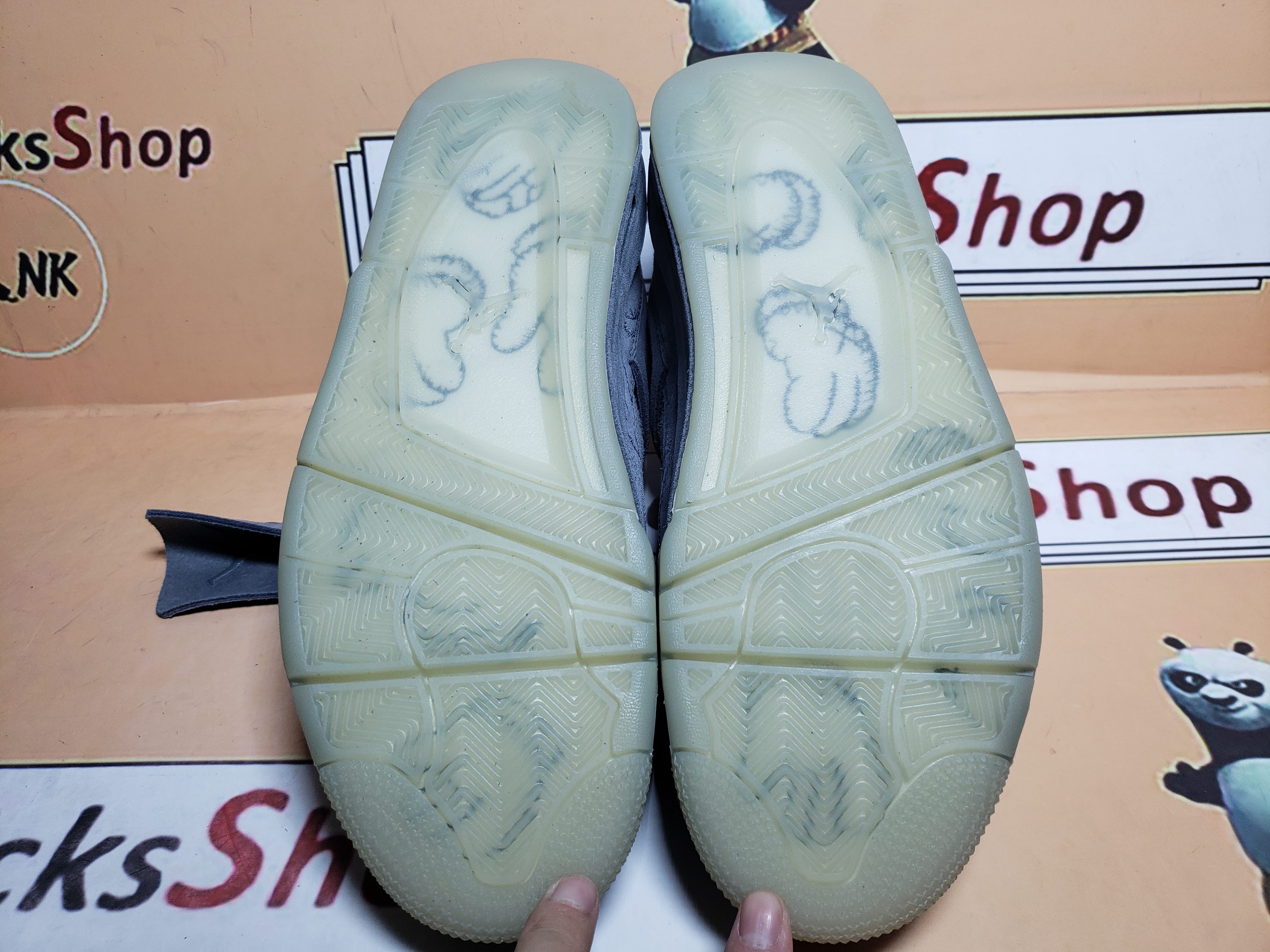  Perfectkicks Jordan 4 Retro Kaws,930155-003 review GUygsduya 04