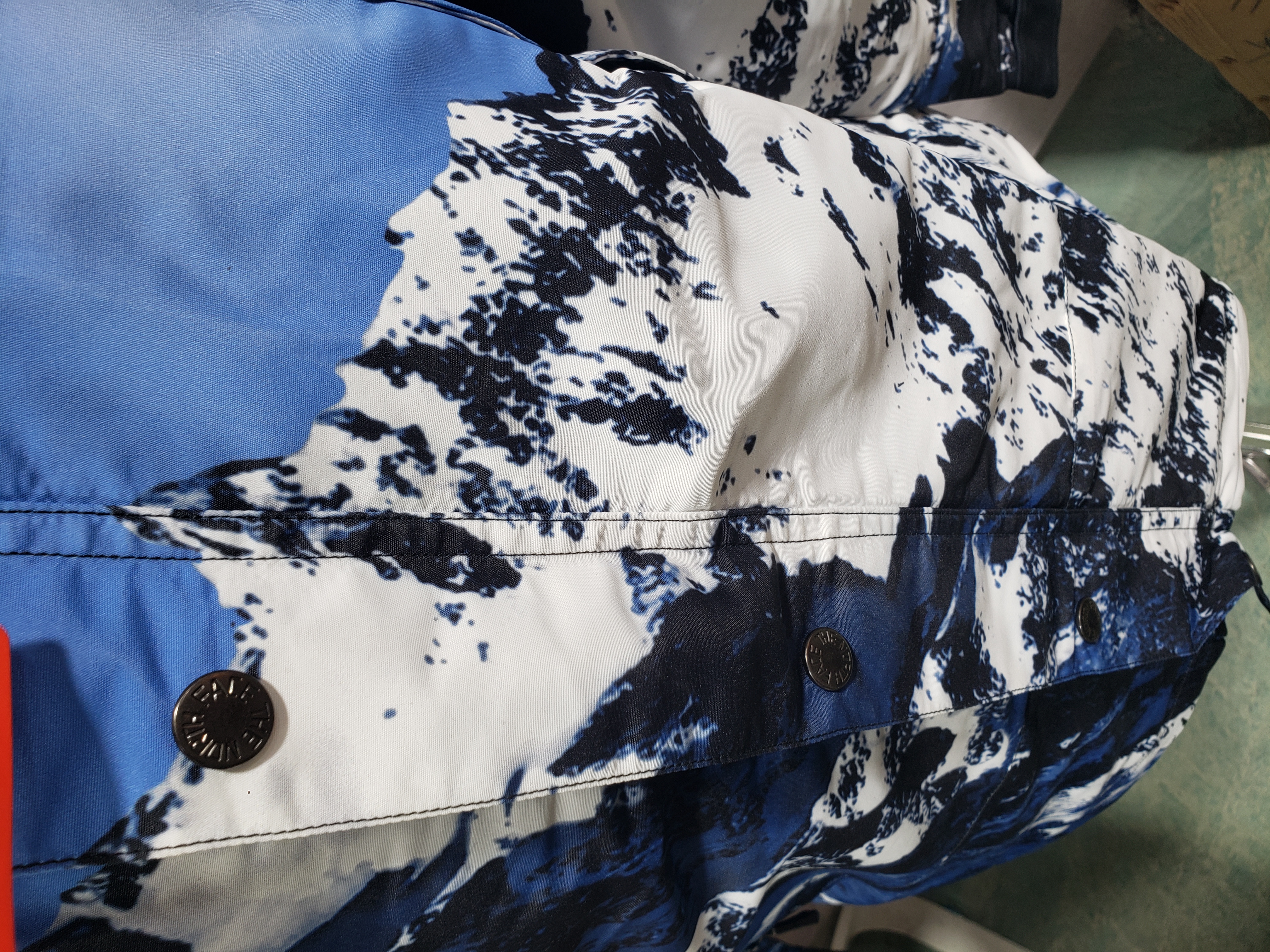  Supreme X The North Face Joint Snow Mountain Windbreaker Jacket review NUJHSdsiuft 02