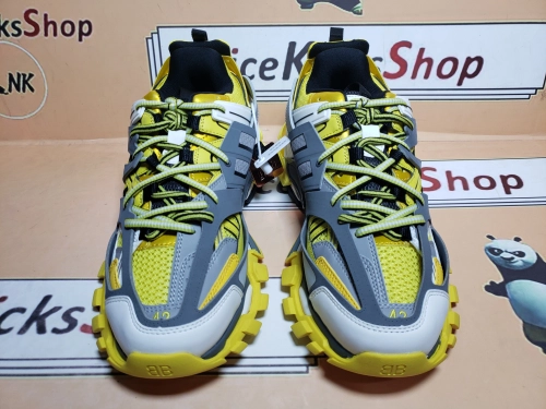 Perfectkicks Balenciaga Track Yellow Grey review 